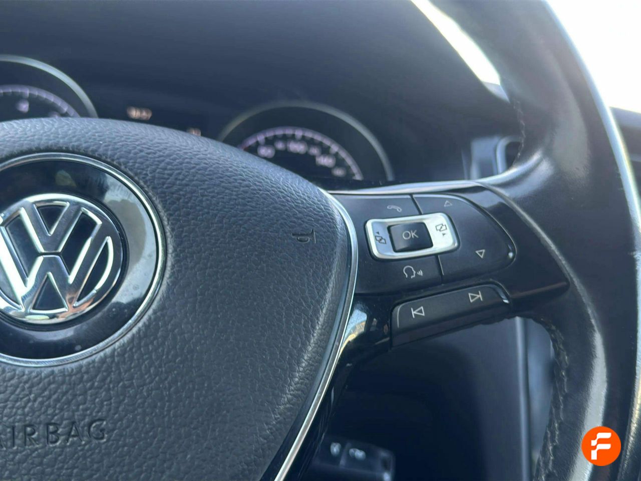 Foto Volkswagen Golf 17