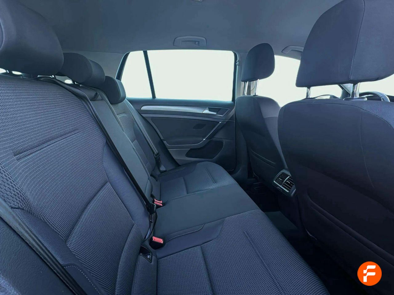 Foto Volkswagen Golf 25