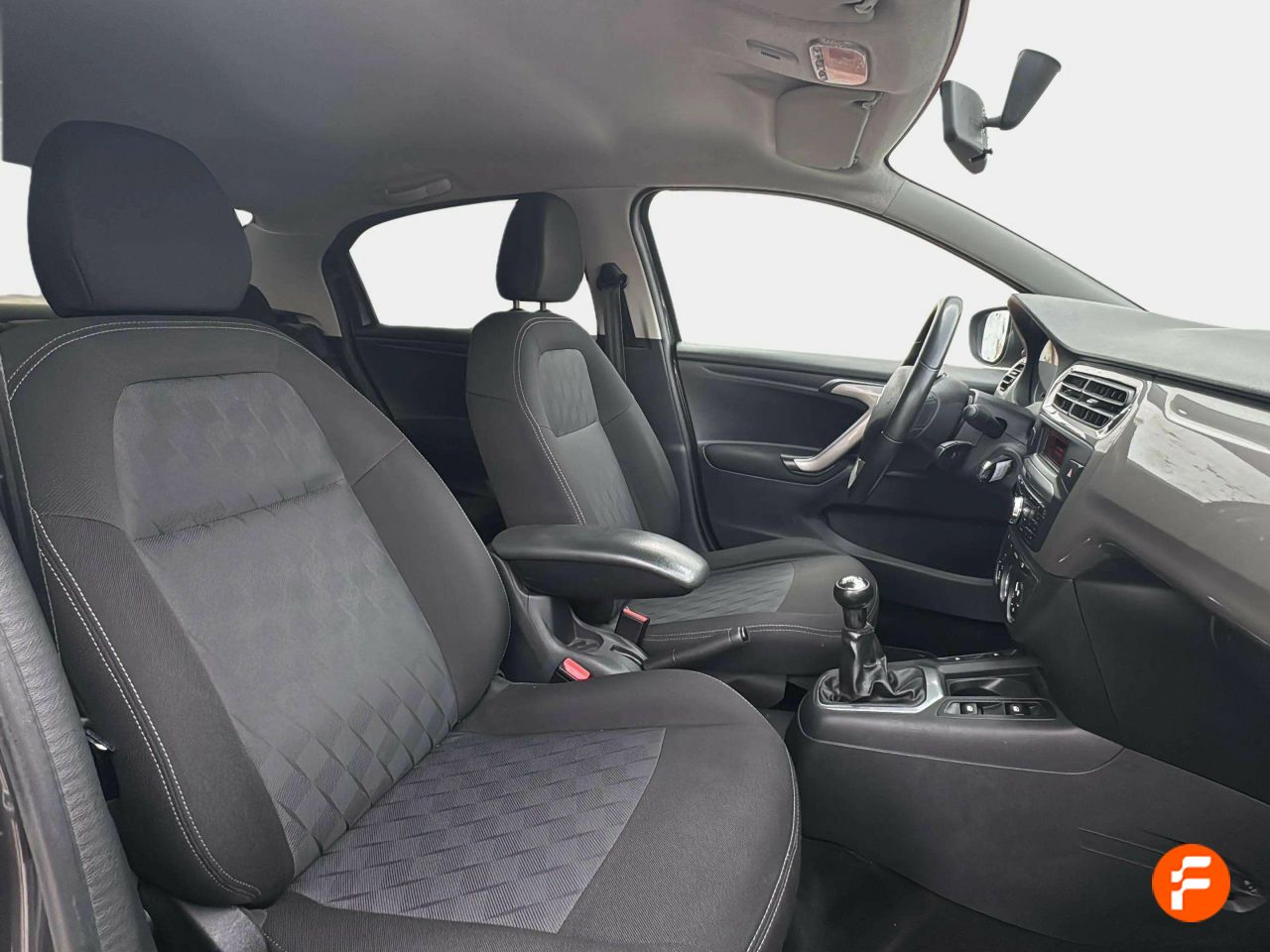 Foto Citroën C-Elysèe 21