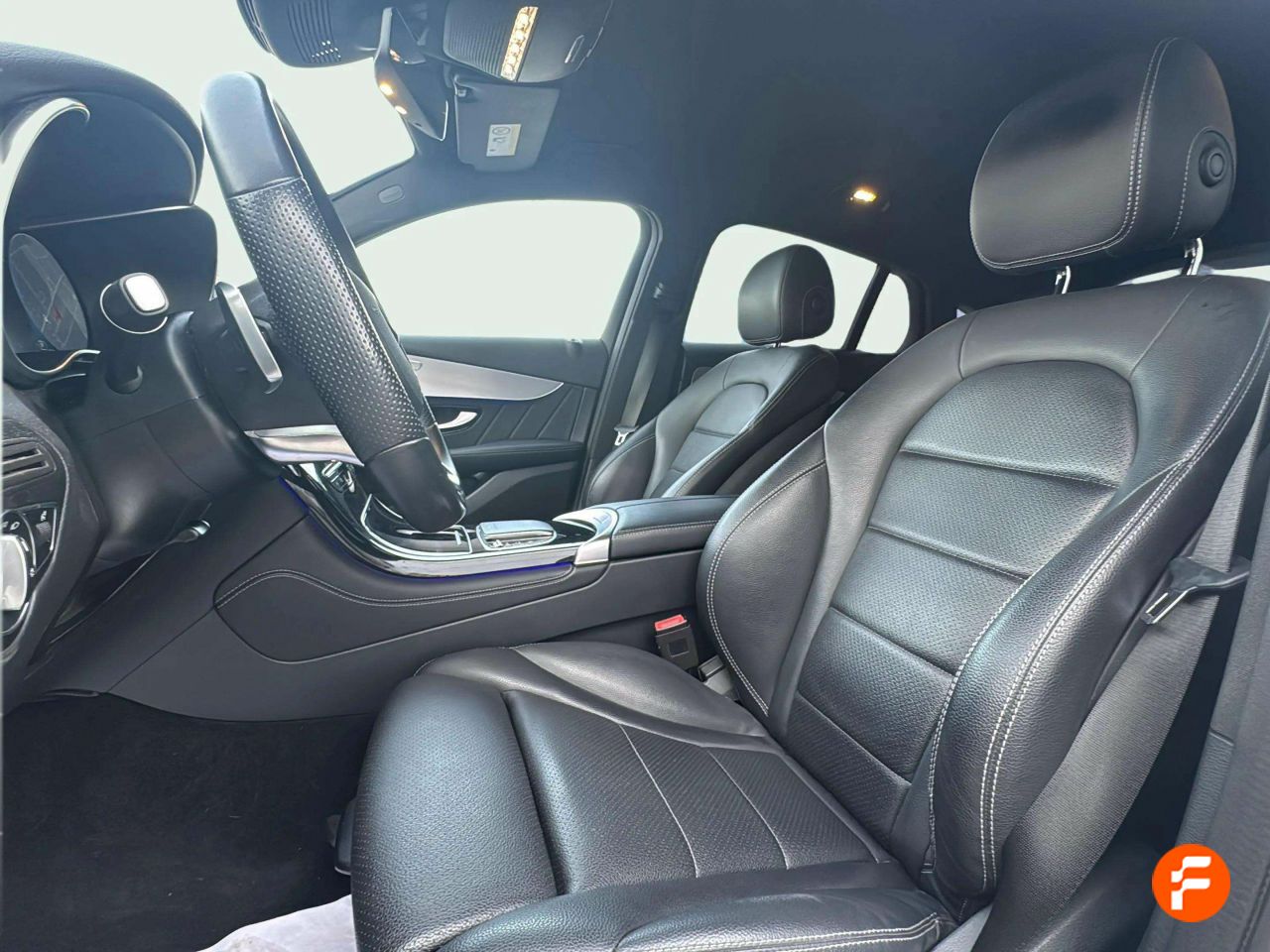 Foto Mercedes-Benz Clase GLC 28