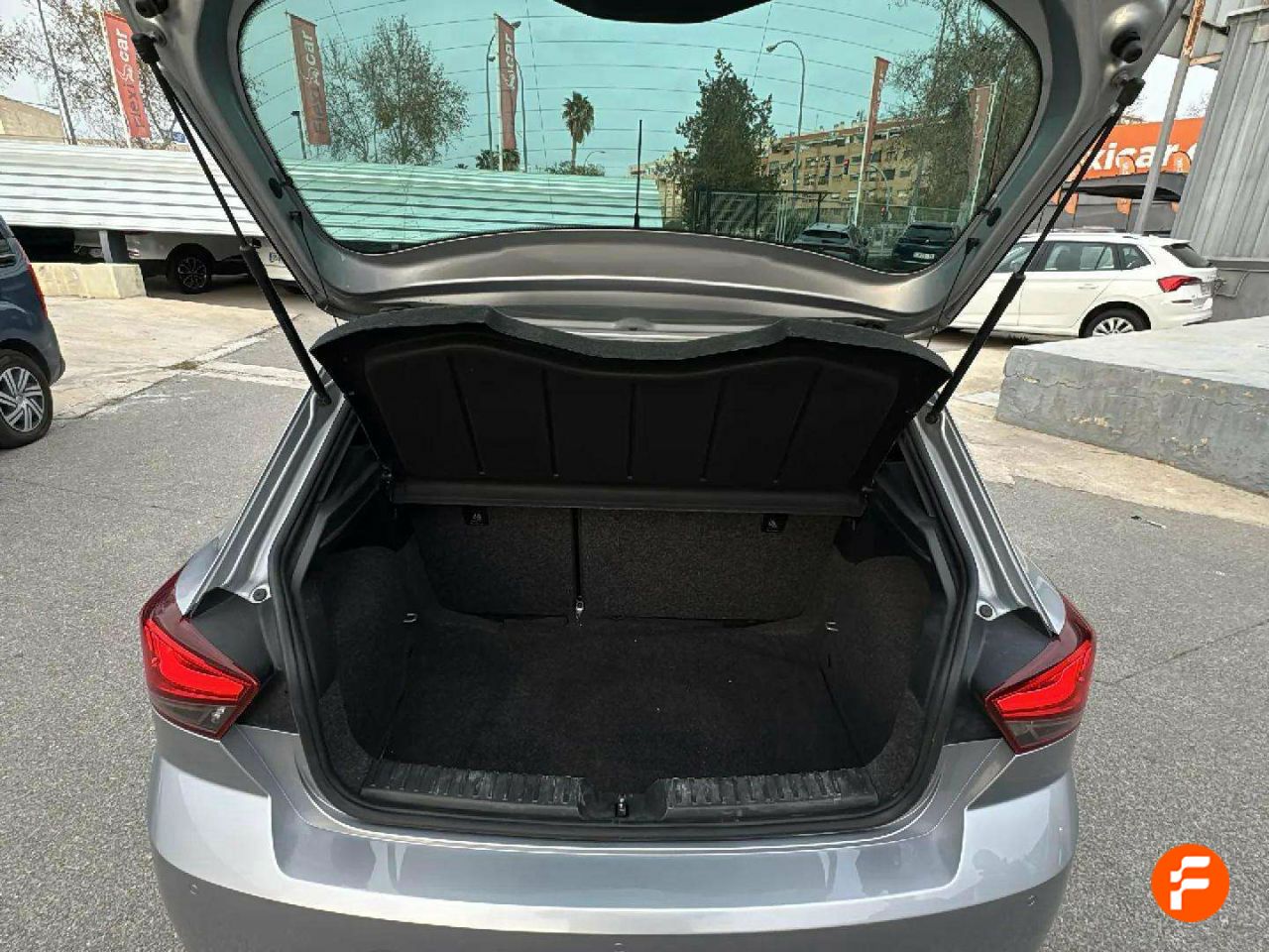 Foto Seat Ibiza 10