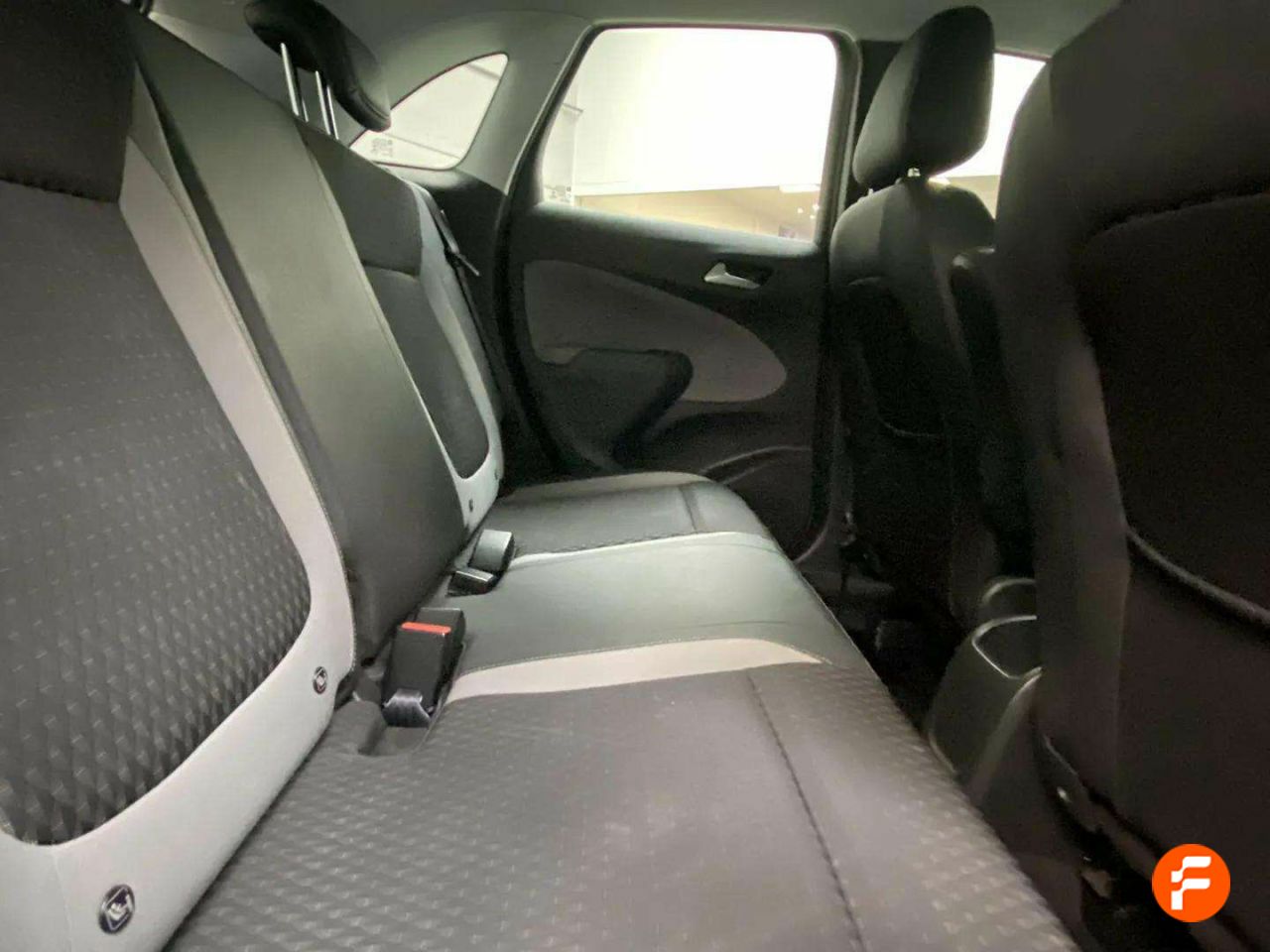 Foto Opel Crossland X 18