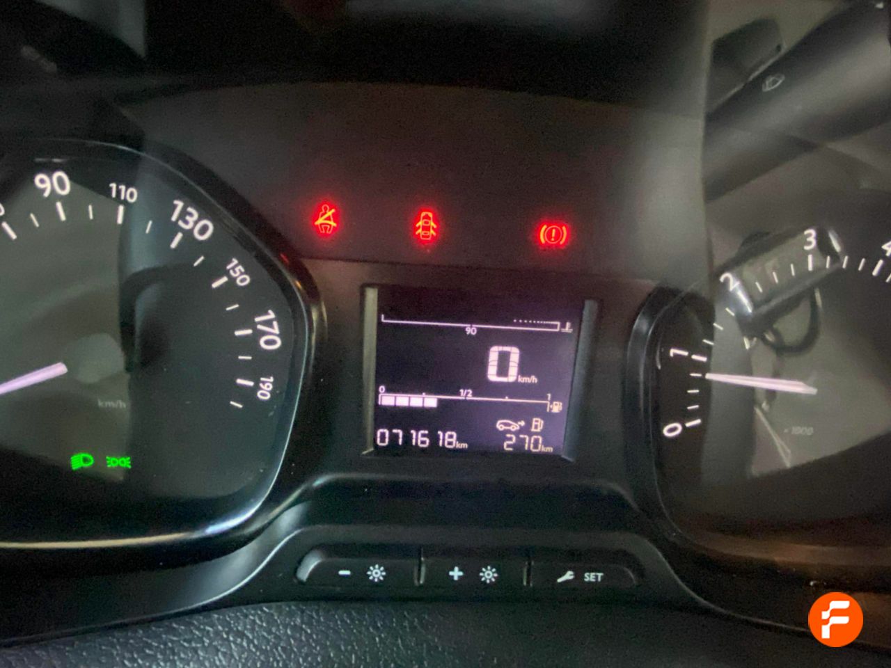Foto Toyota Proace 12