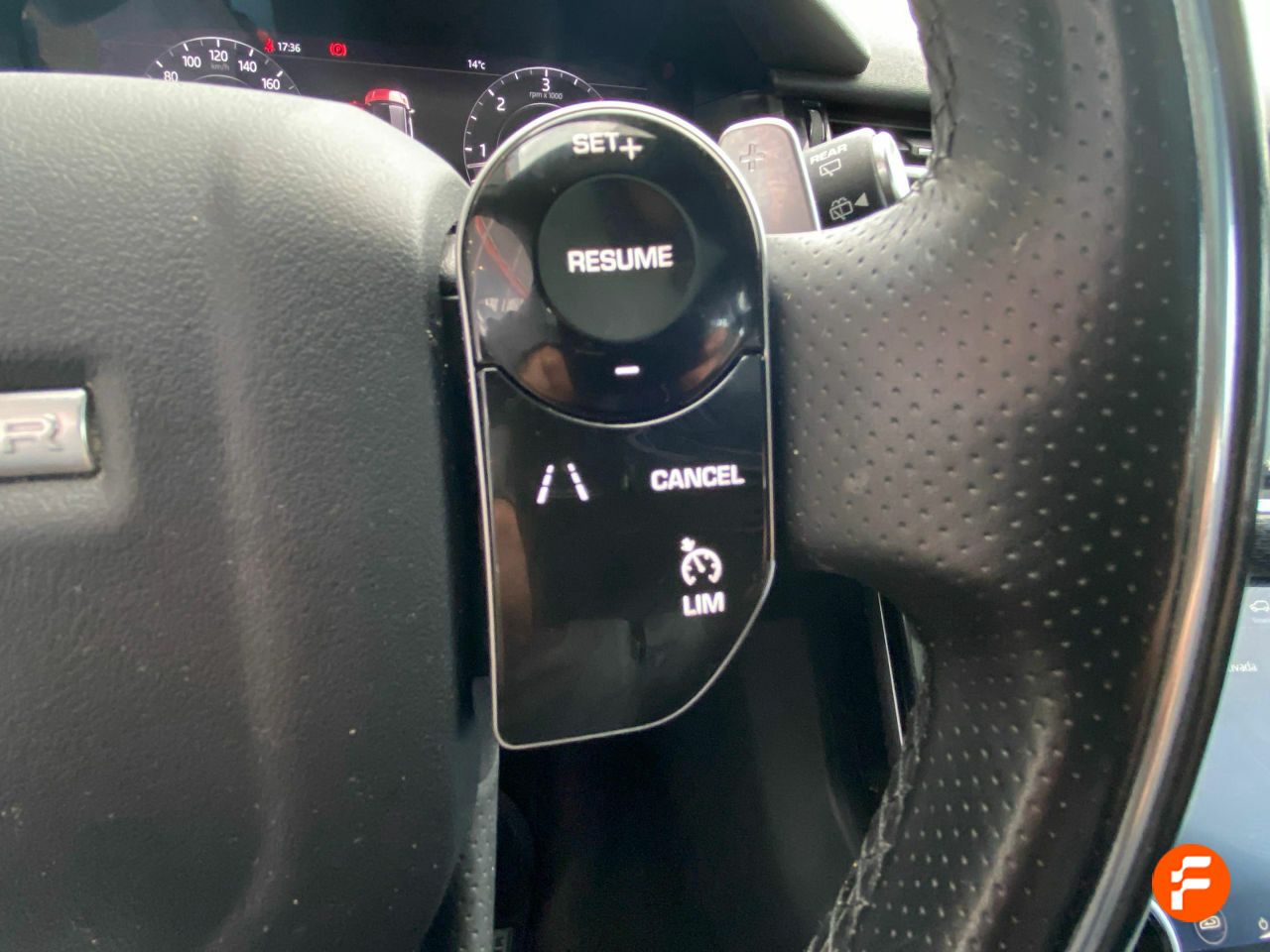 Foto Land-Rover Range Rover Velar 11