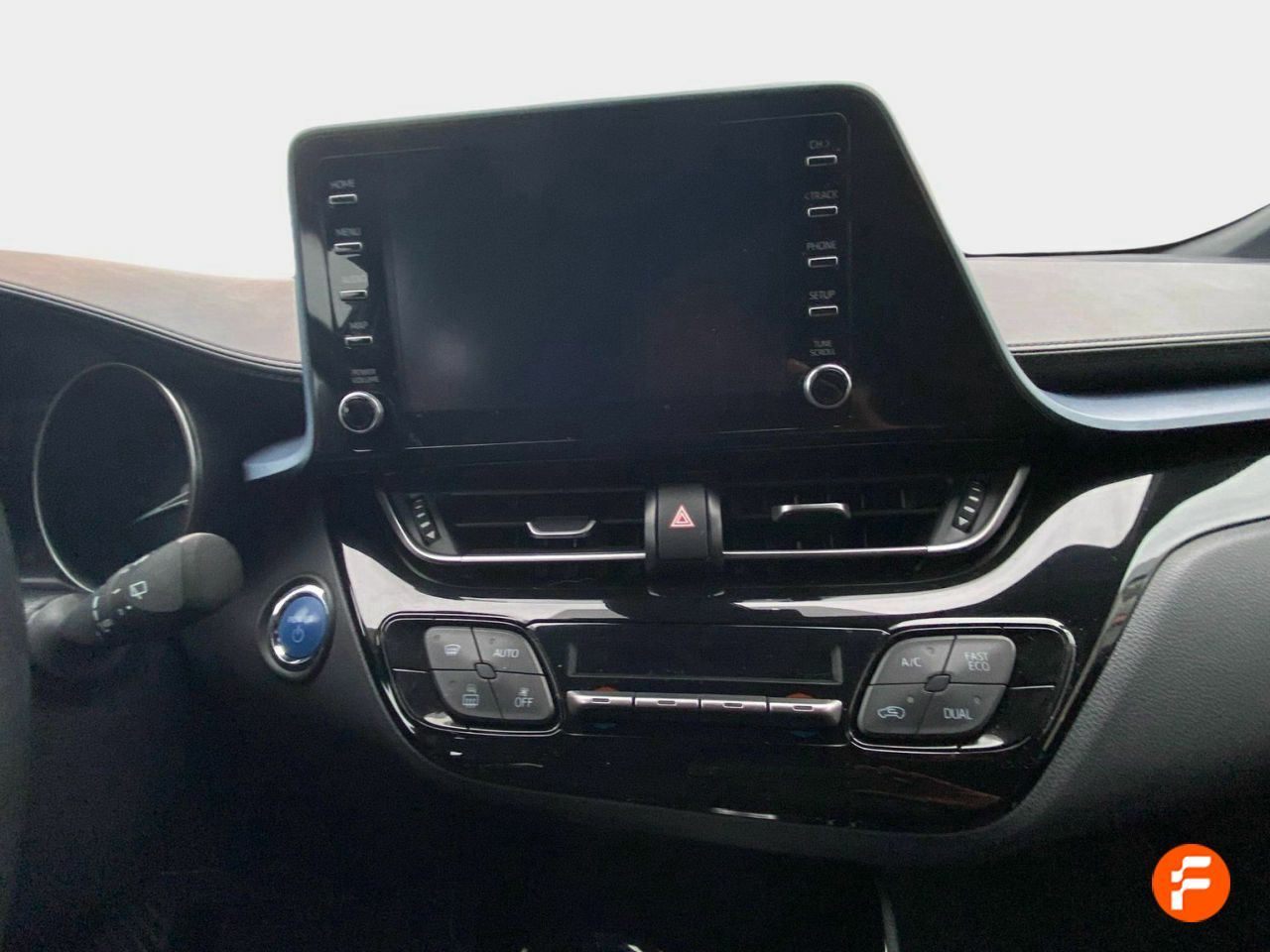 Foto Toyota C-HR 16