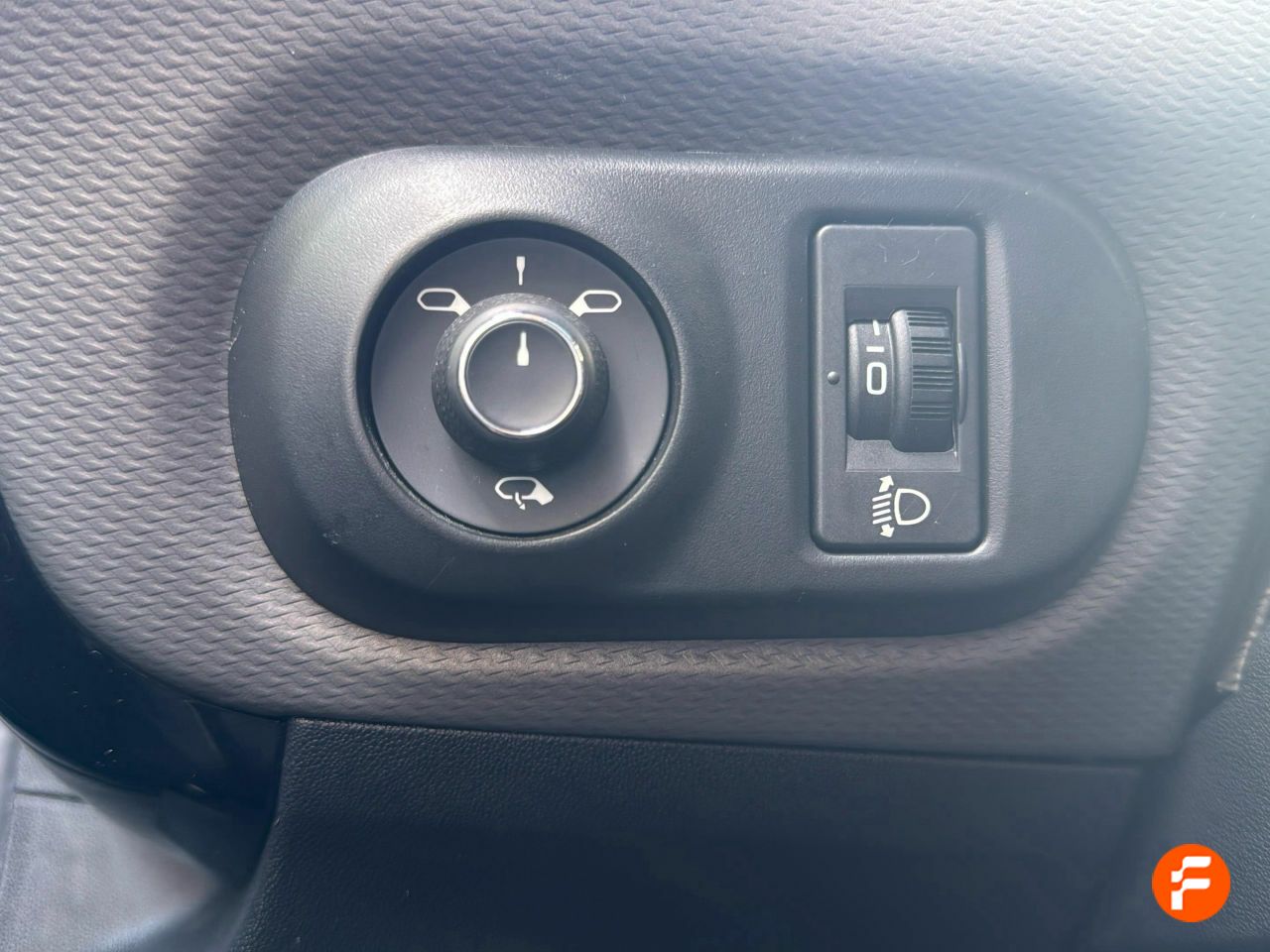 Foto Citroën C4 Cactus 11