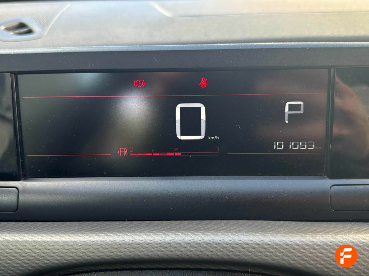 Foto Citroën C4 Cactus 12
