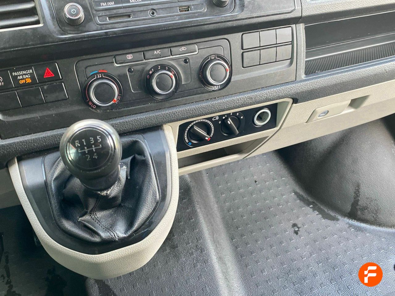 Foto Volkswagen Transporter 14