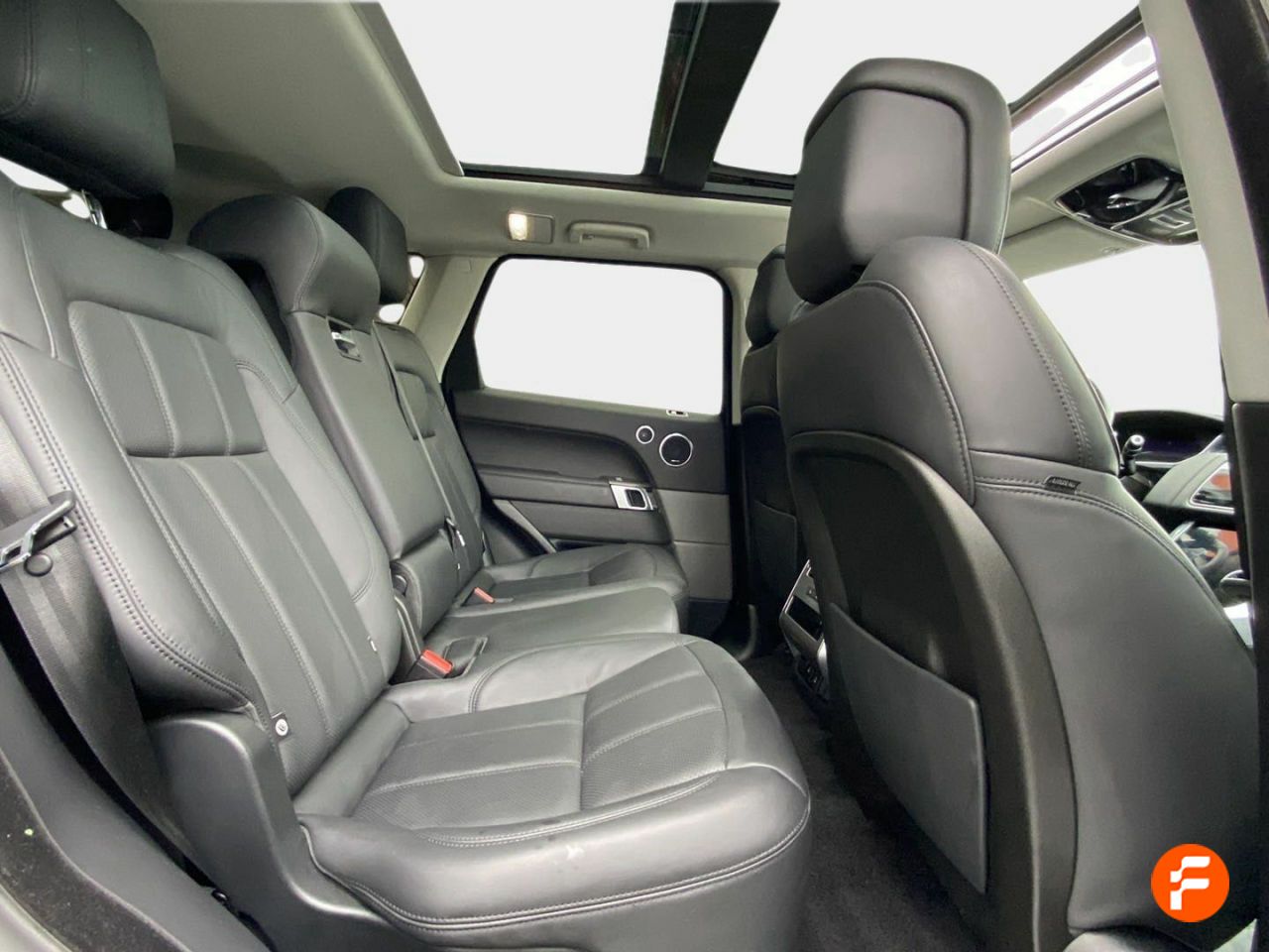 Foto Land-Rover Range Rover Sport 24