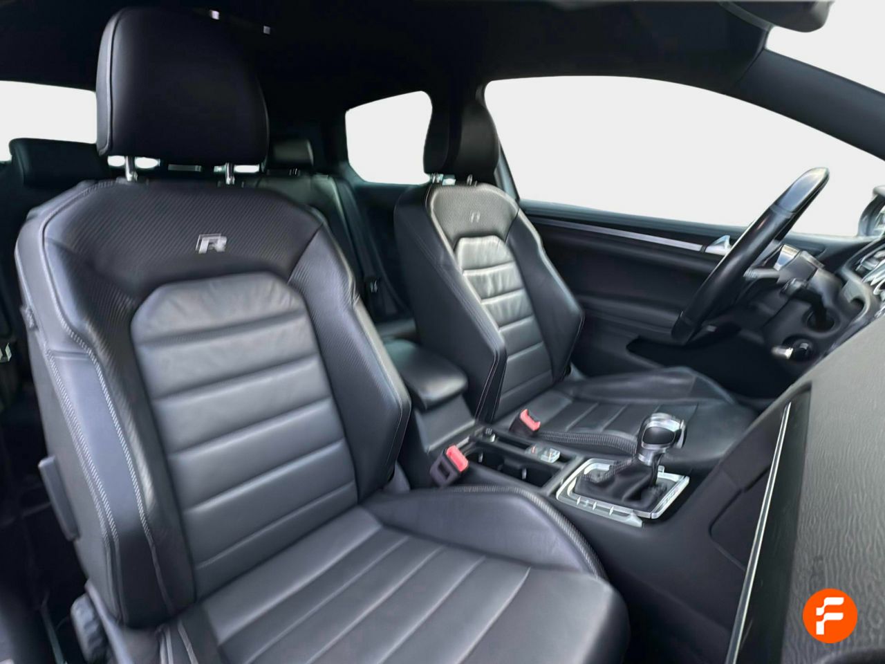 Foto Volkswagen Golf 22