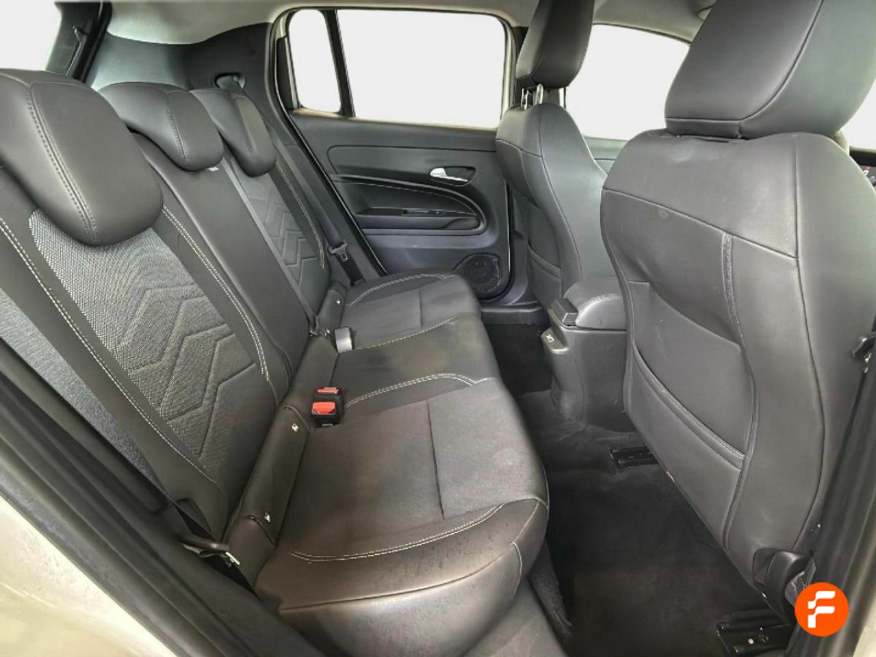 Foto Jeep Avenger 23