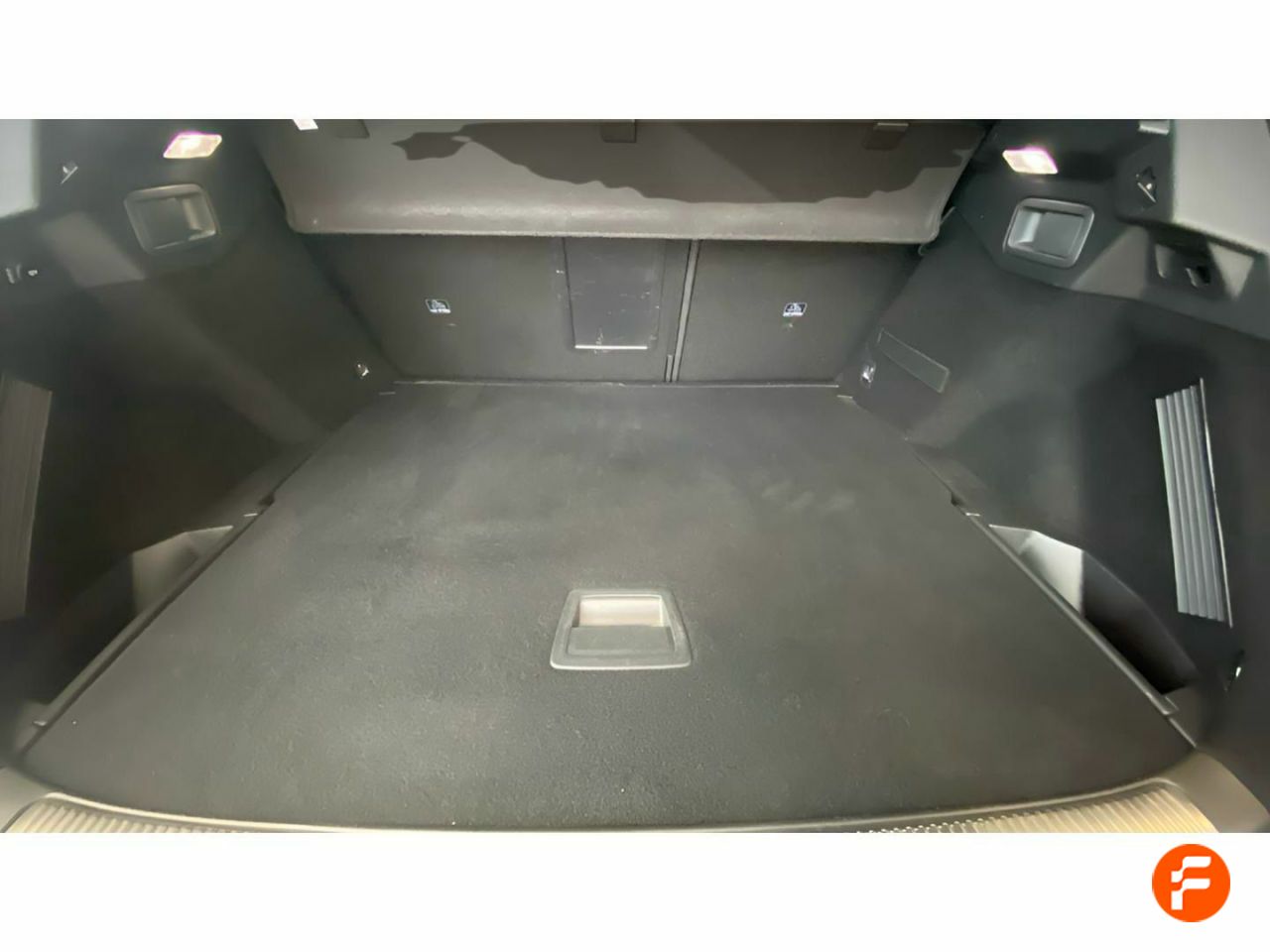 Foto DS Automobiles DS 7 18