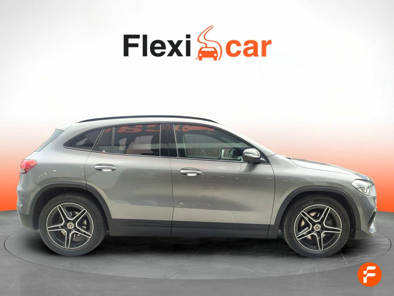 Foto Mercedes-Benz Clase GLA 2