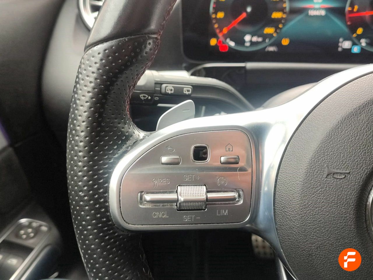 Foto Mercedes-Benz Clase GLA 12