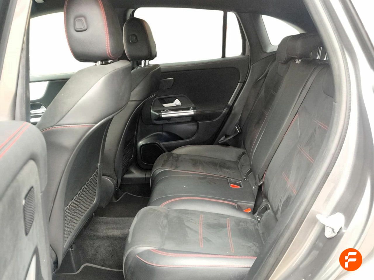 Foto Mercedes-Benz Clase GLA 25
