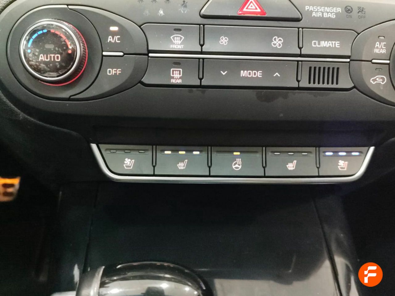 Foto Kia Sorento 16