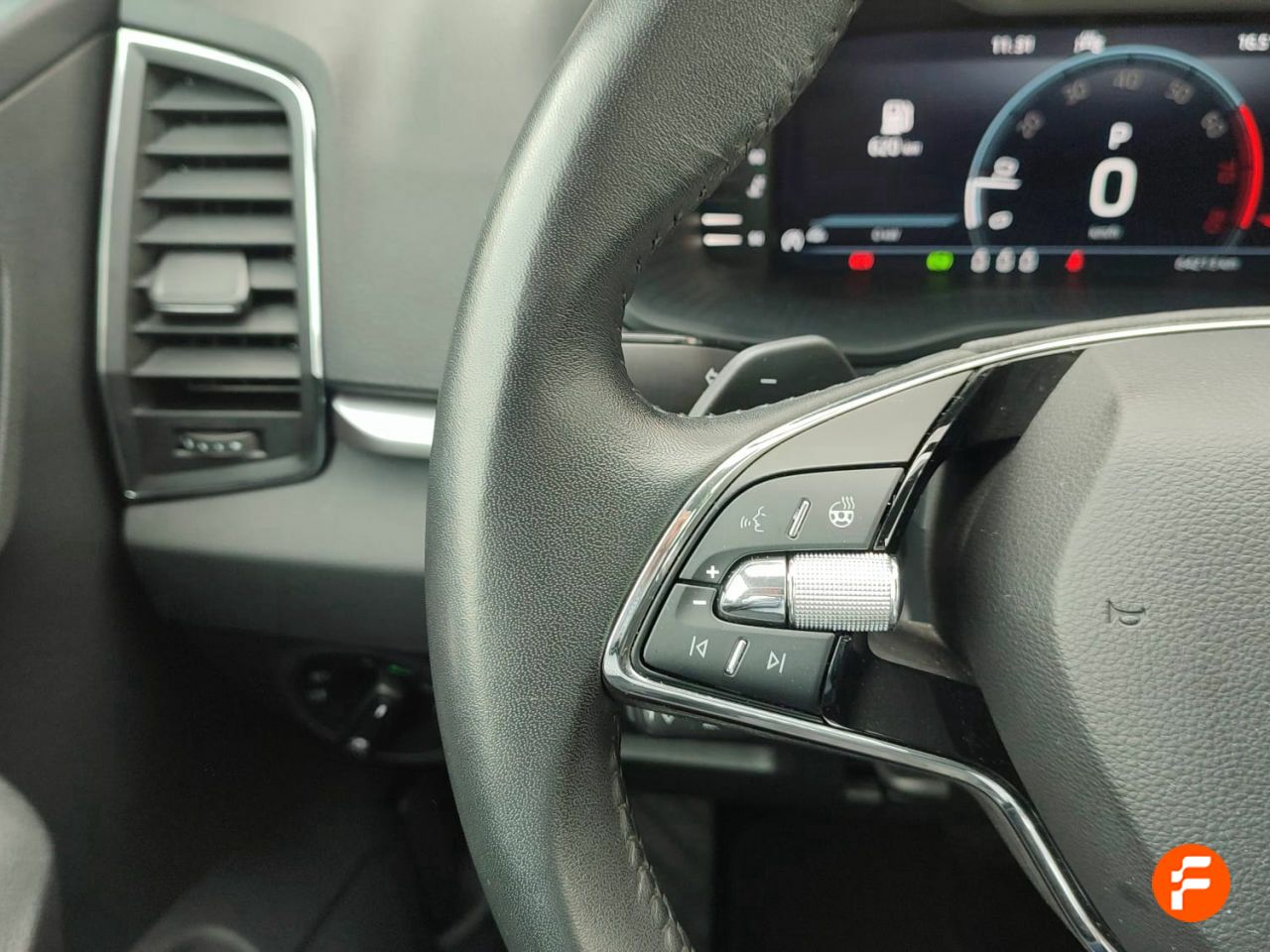 Foto Skoda Karoq 12