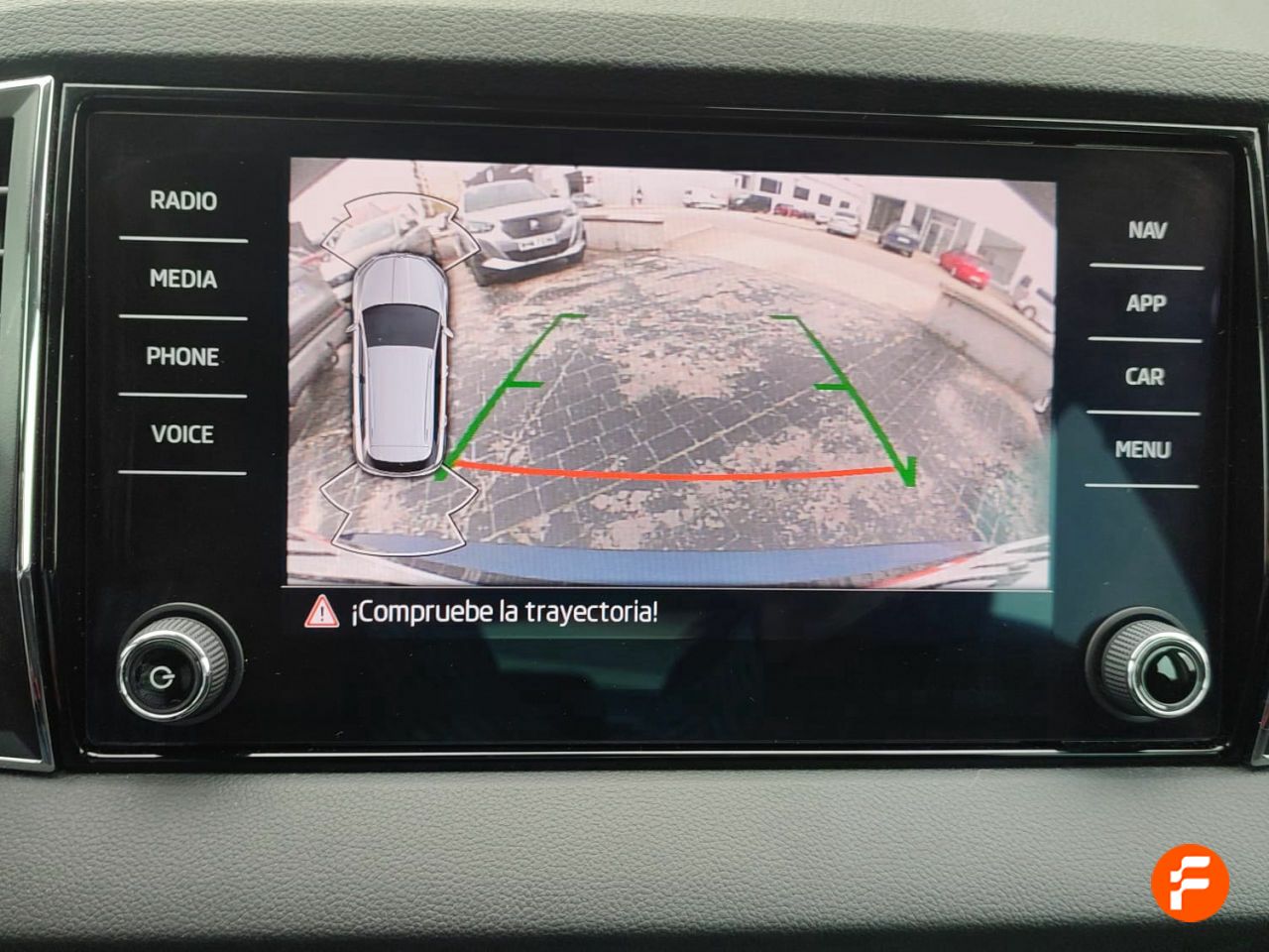 Foto Skoda Karoq 18