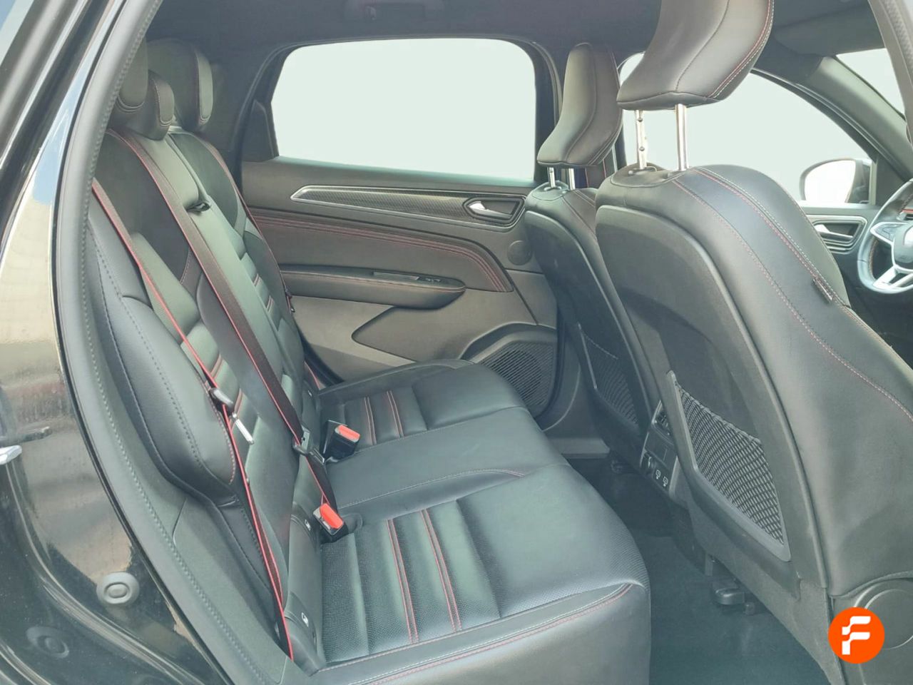 Foto Renault Arkana 23