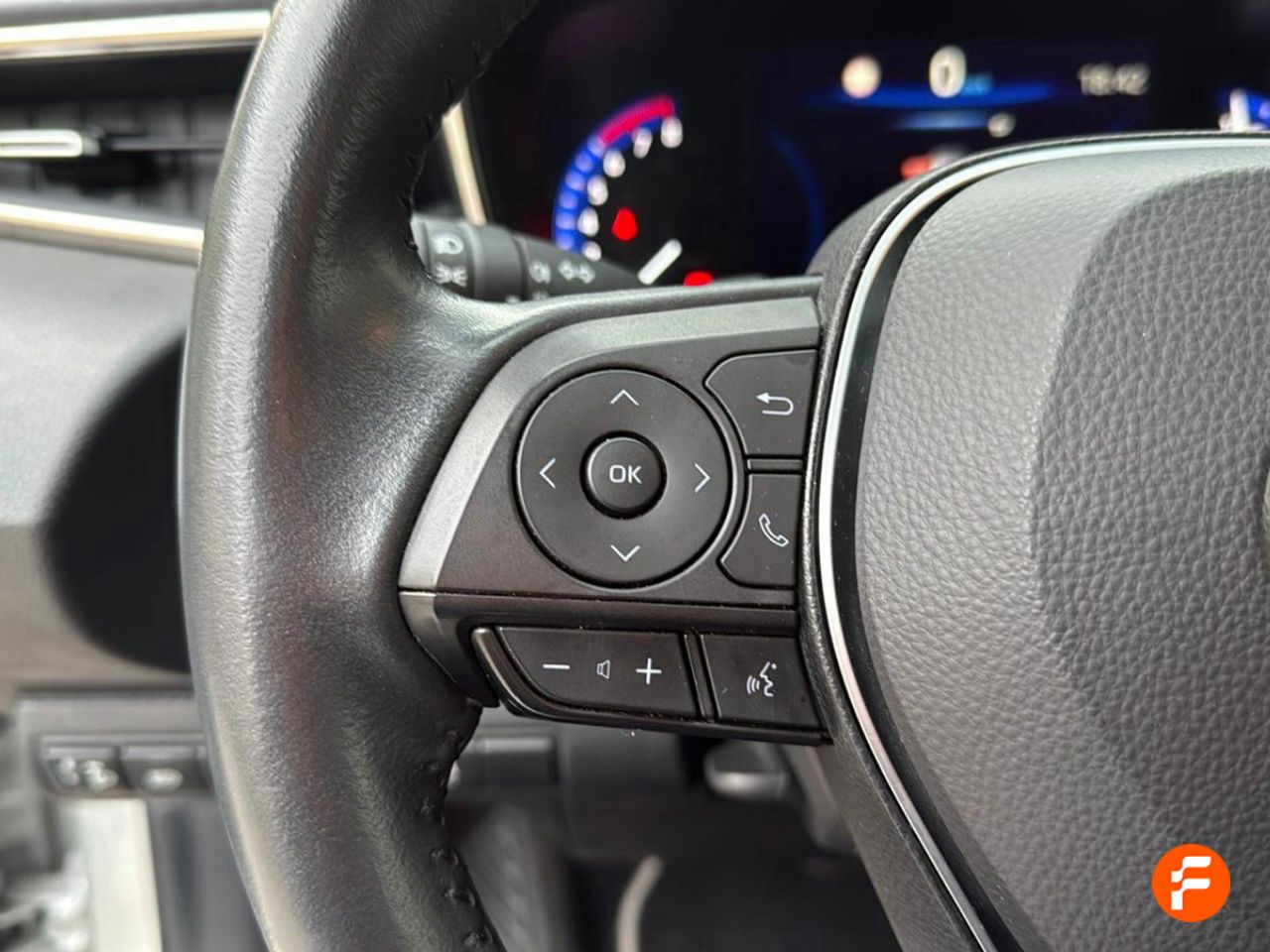 Foto Toyota Corolla 16