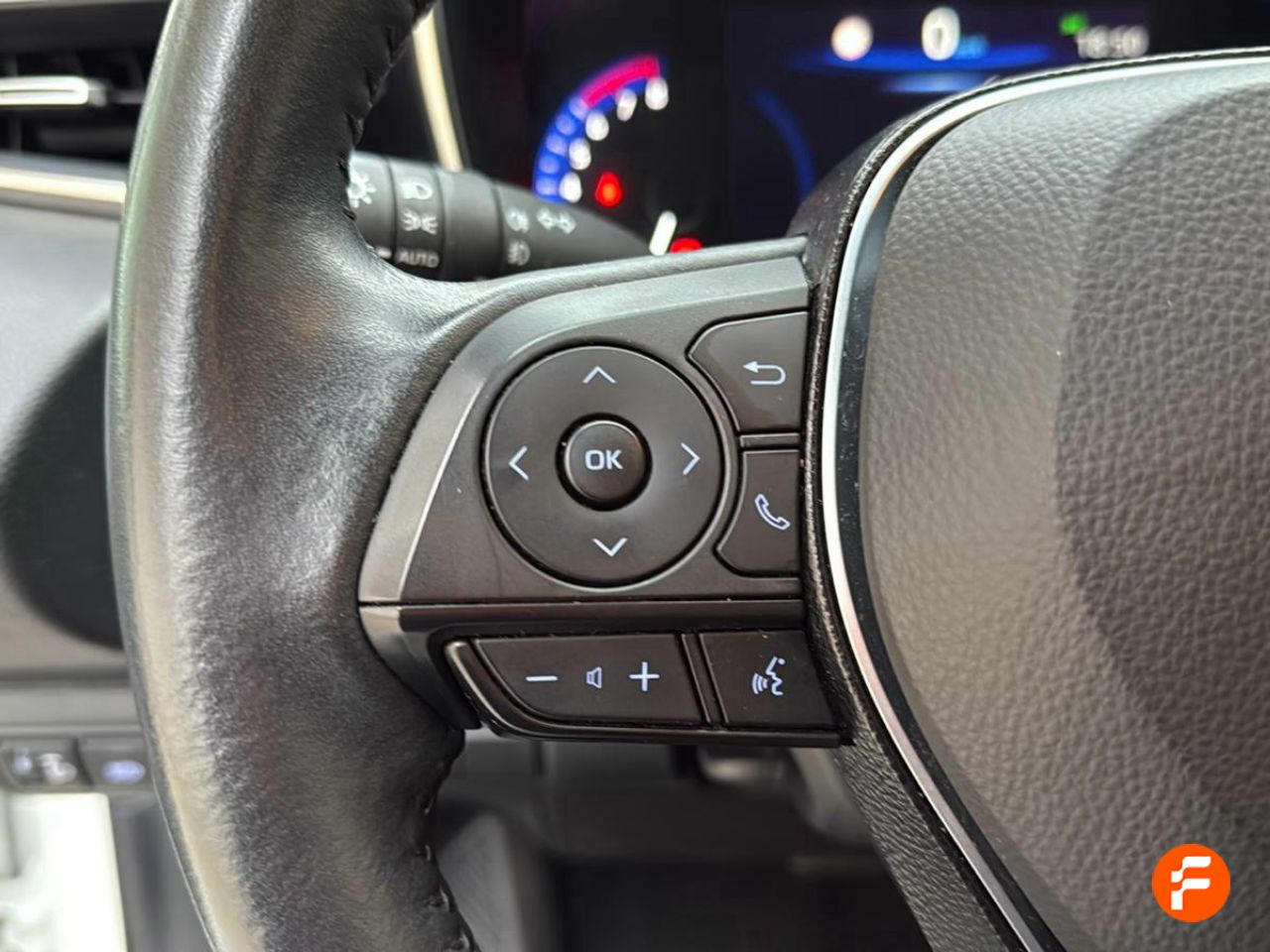 Foto Toyota Corolla 16