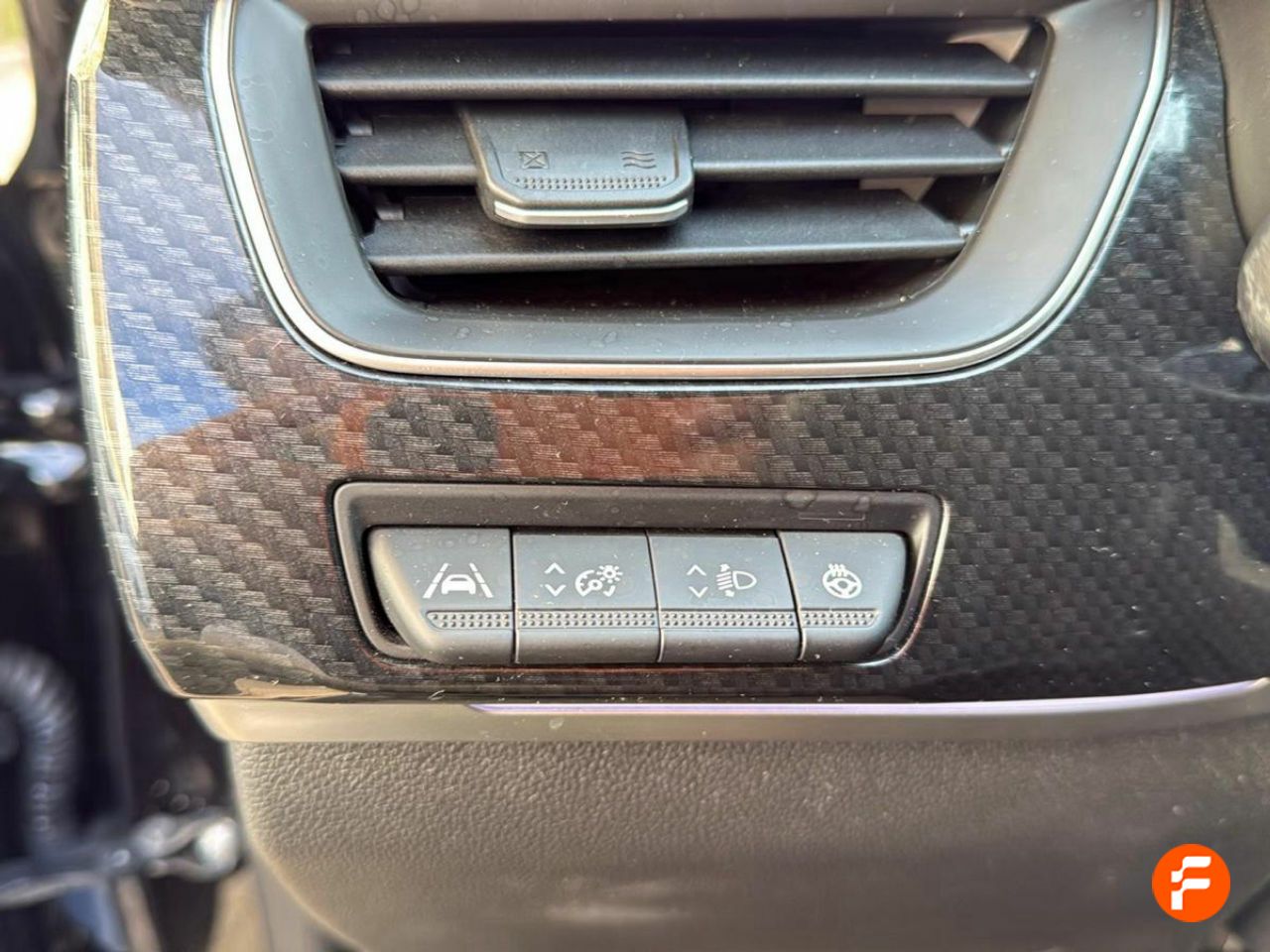 Foto Renault Arkana 25
