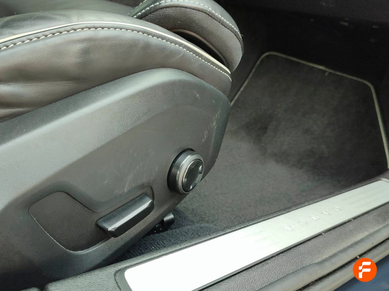 Foto Volvo V60 24