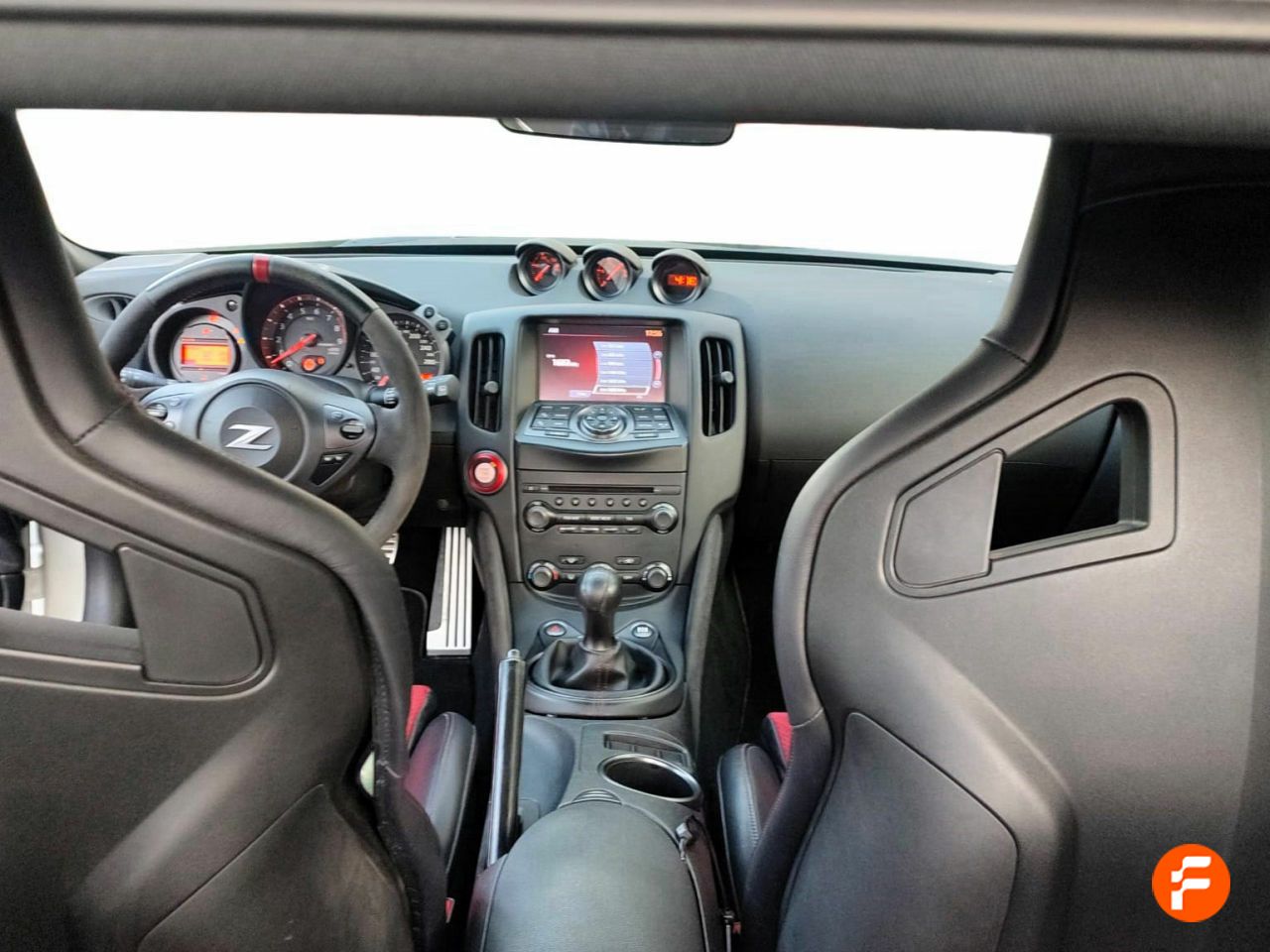 Foto Nissan 370Z 13
