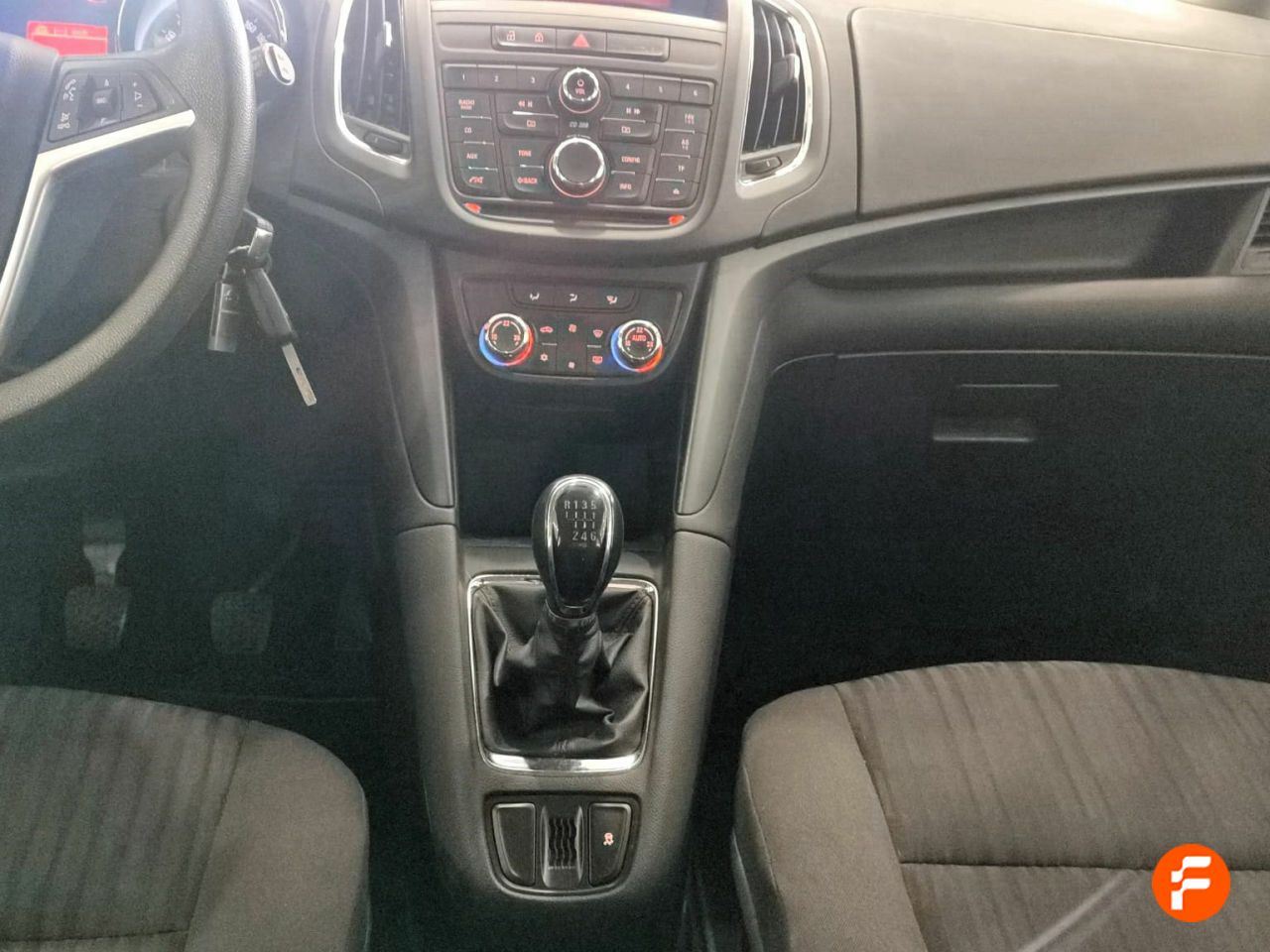 Foto Opel Zafira 14