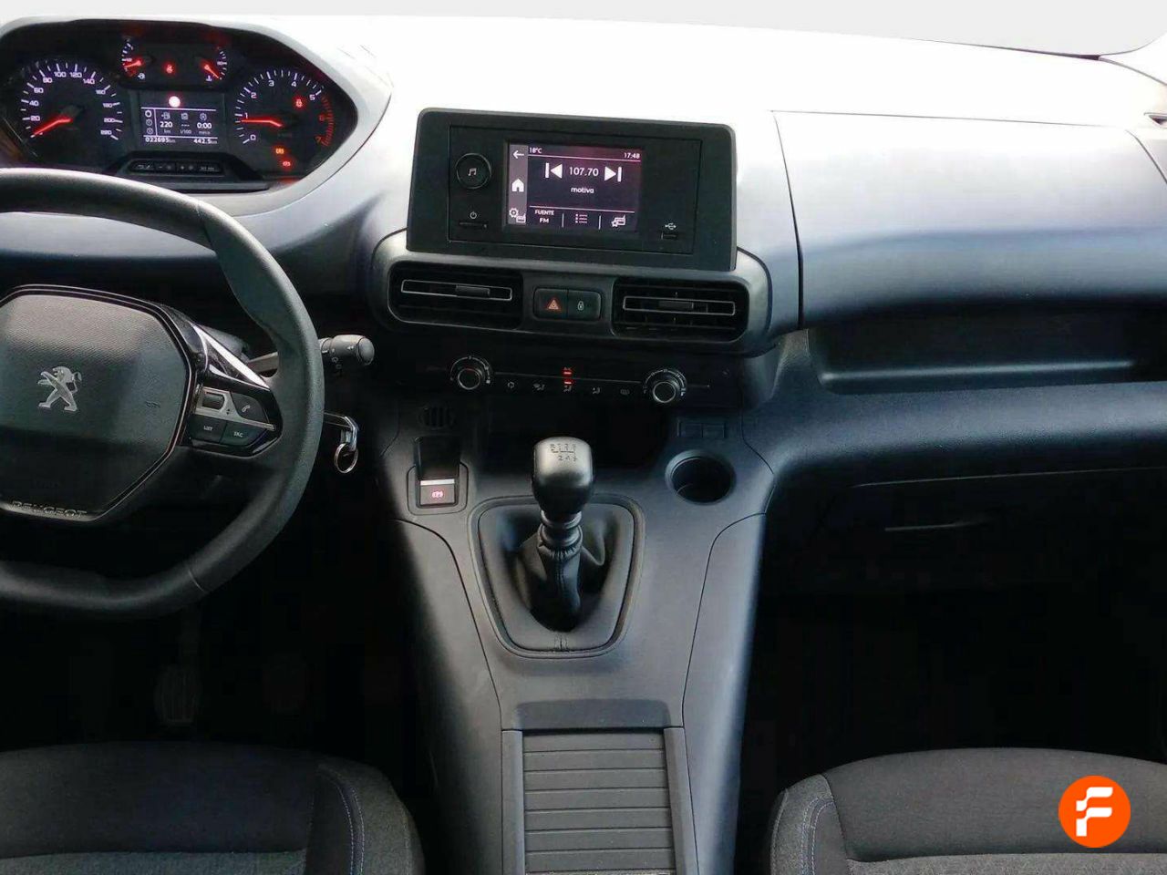 Foto Peugeot Rifter 16
