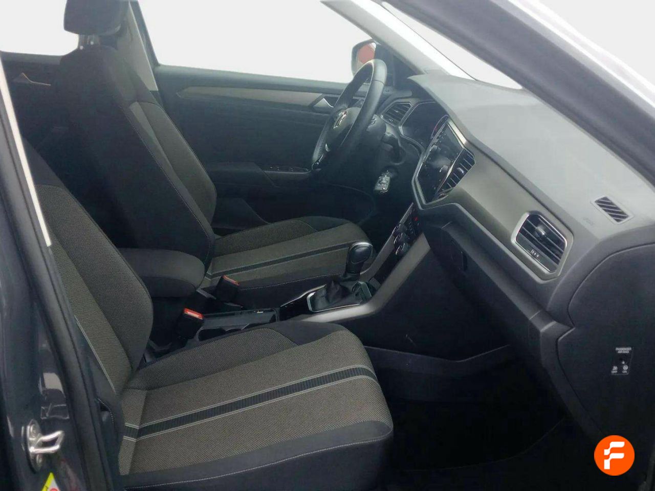 Foto Volkswagen T-Roc 15