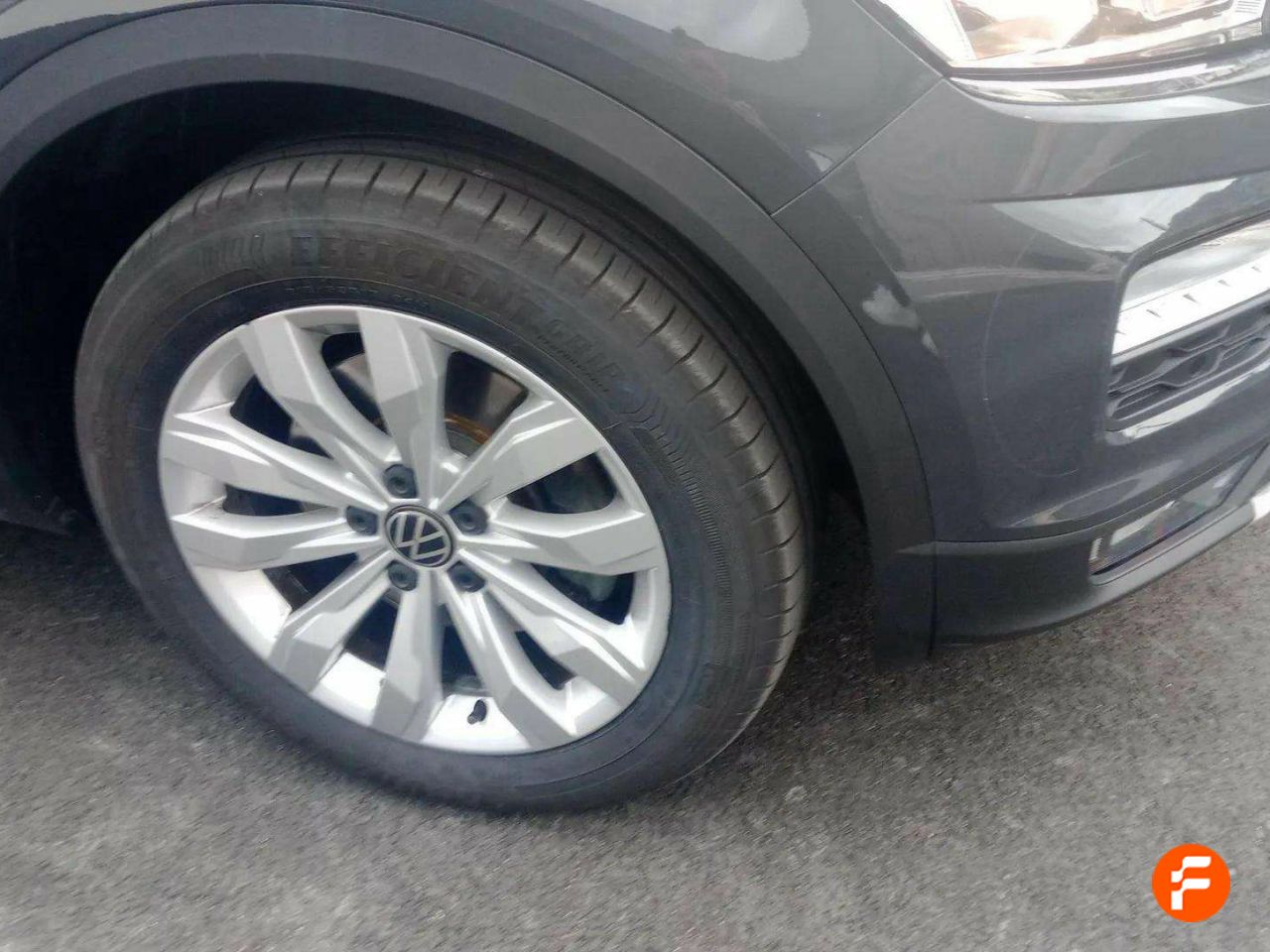 Foto Volkswagen T-Roc 18