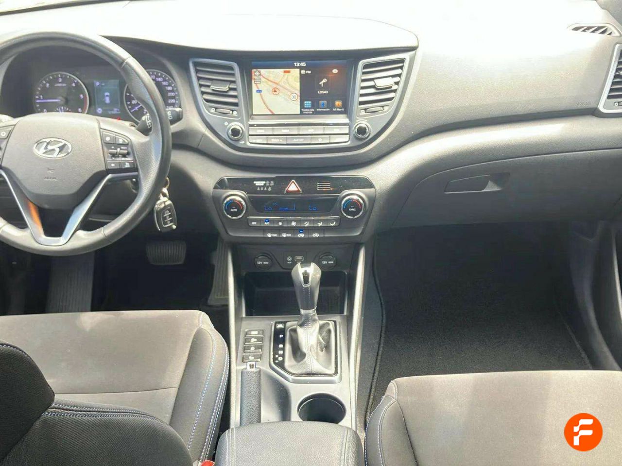 Foto Hyundai Tucson 12