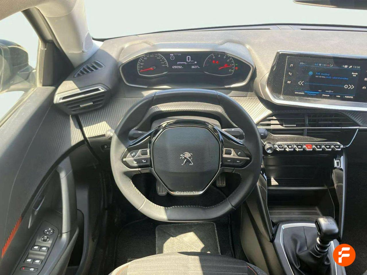 Foto Peugeot 2008 14