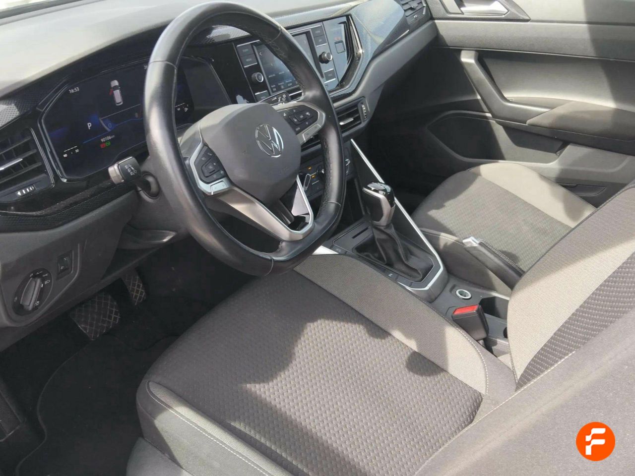 Foto Volkswagen Taigo 15