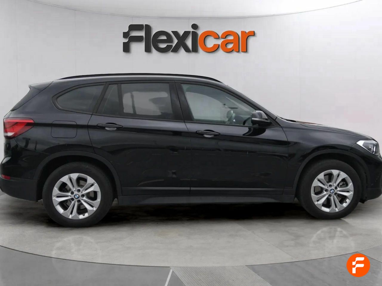 Foto BMW X1 9