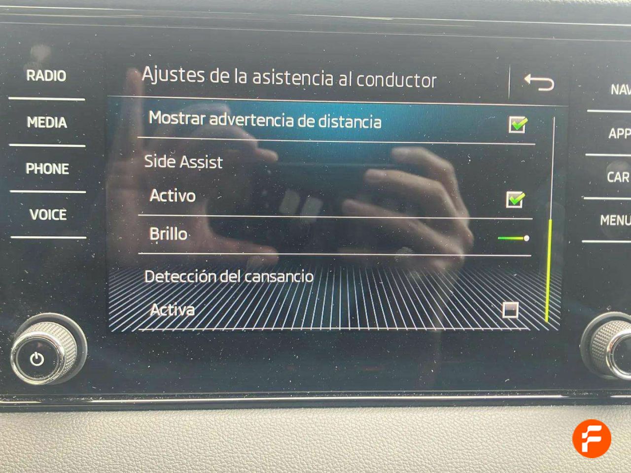 Foto Skoda Karoq 25