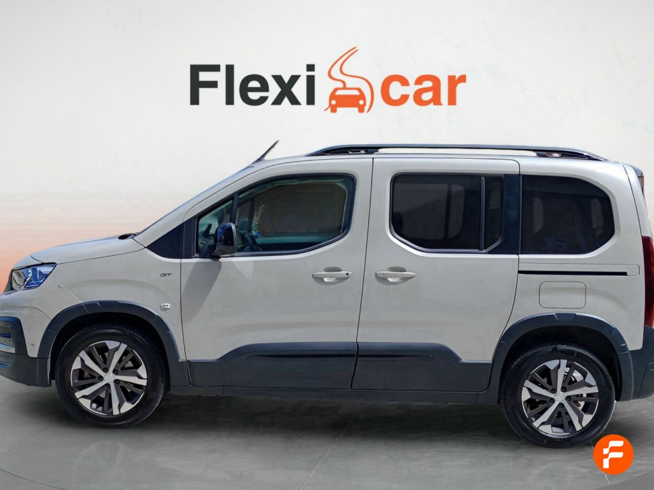 Foto Peugeot Rifter 8