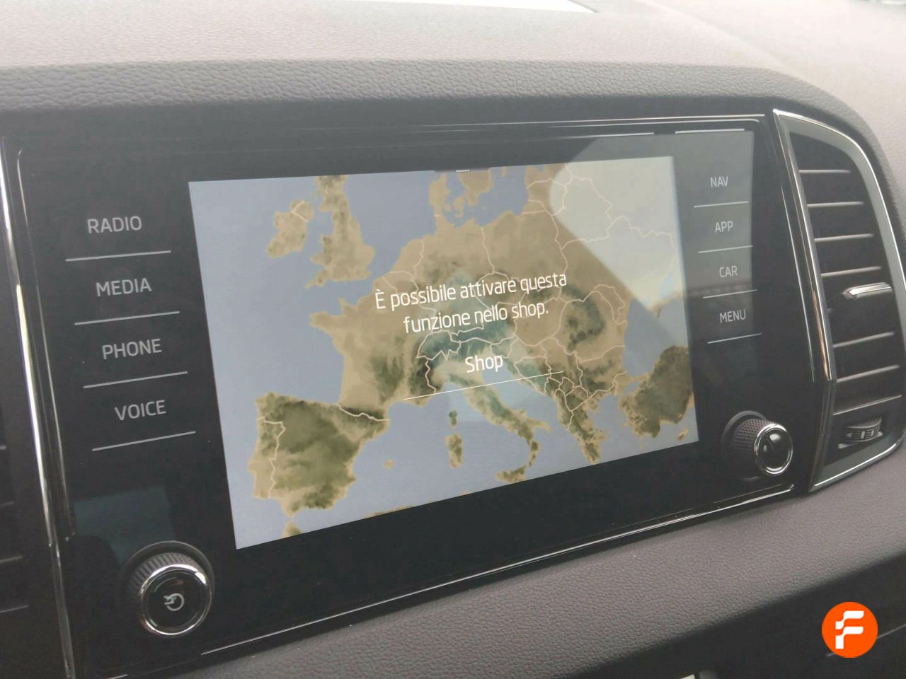 Foto Skoda Karoq 22