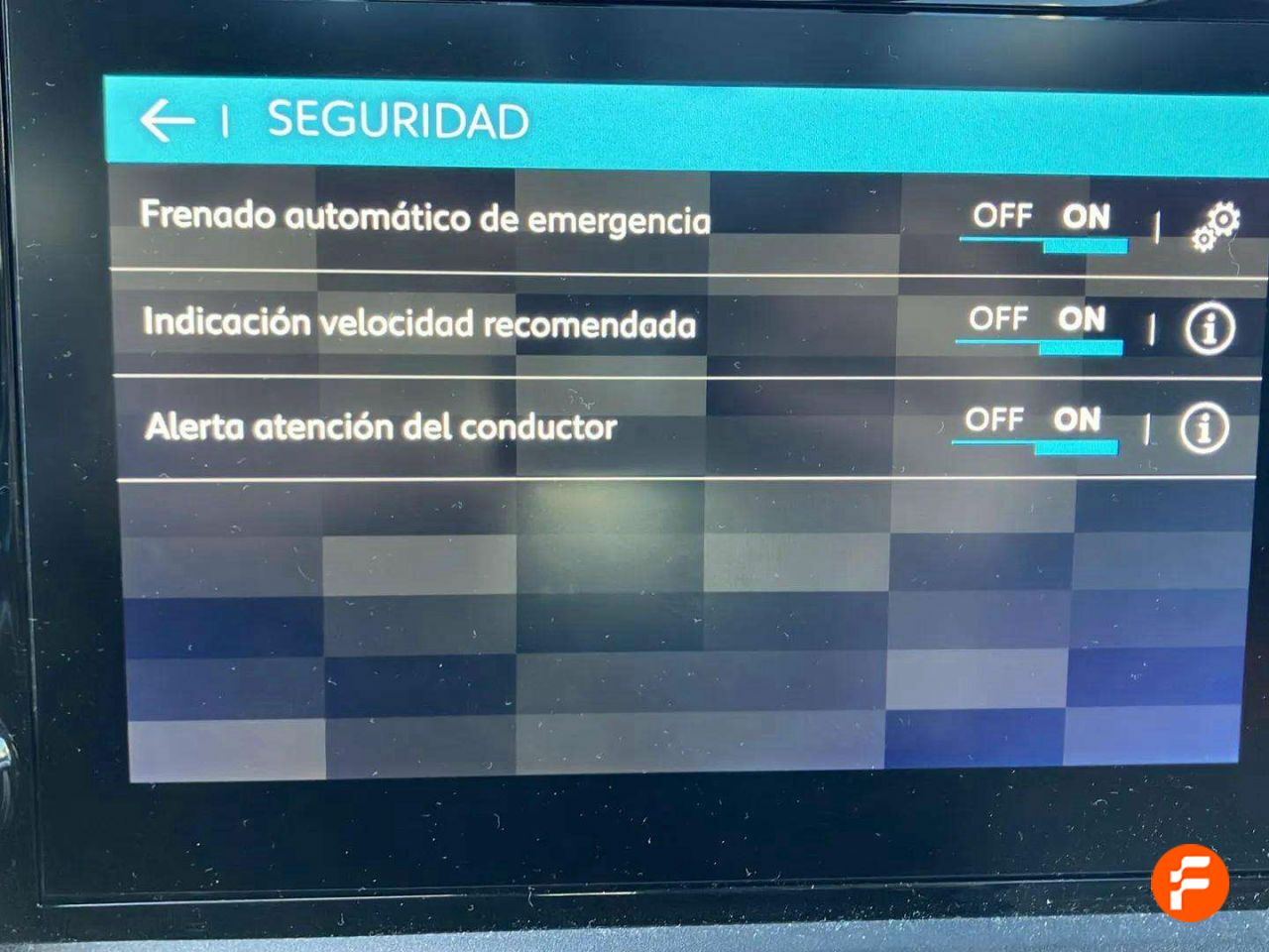 Foto Citroën Berlingo 26