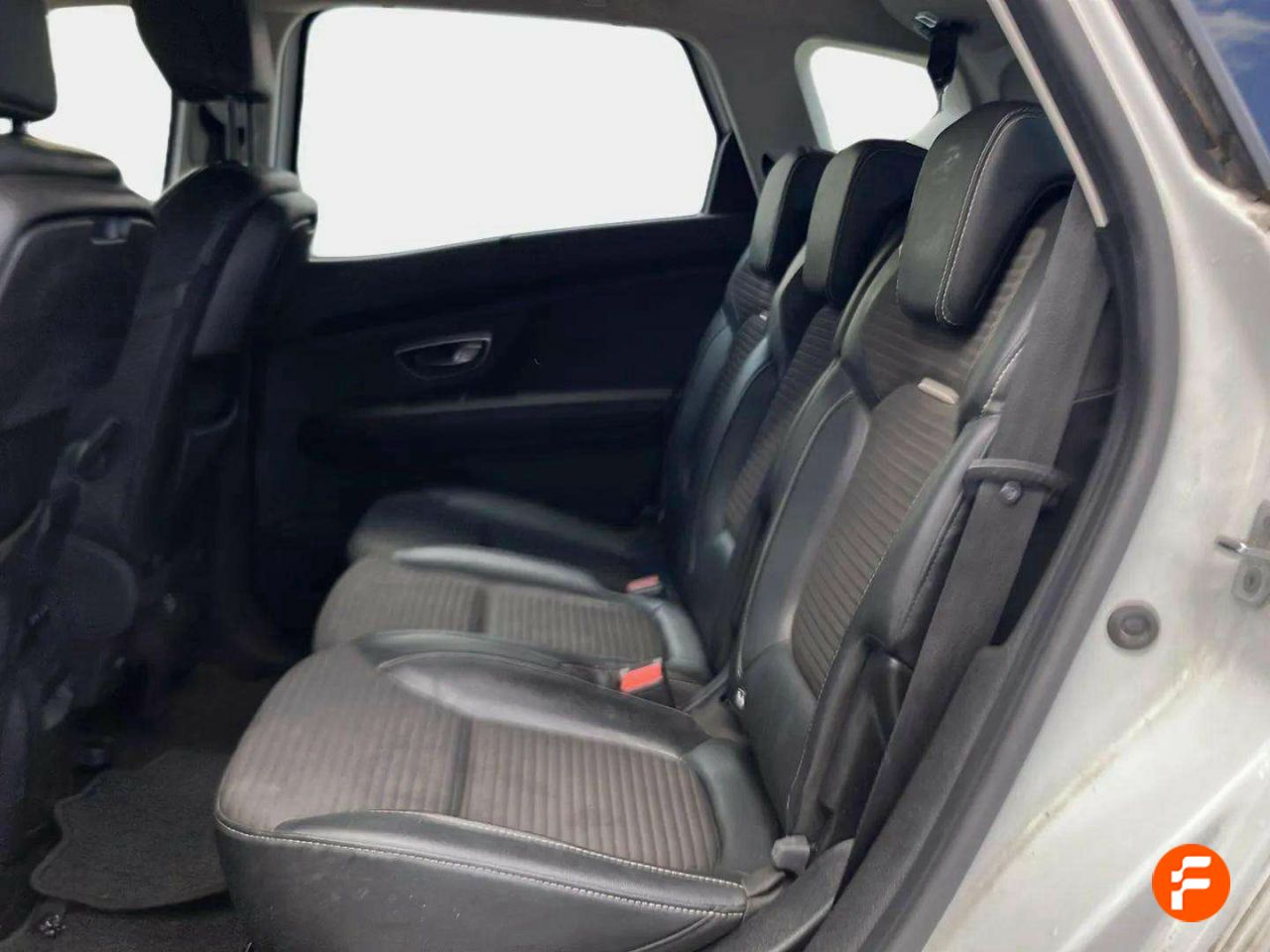 Foto Renault Scénic 15