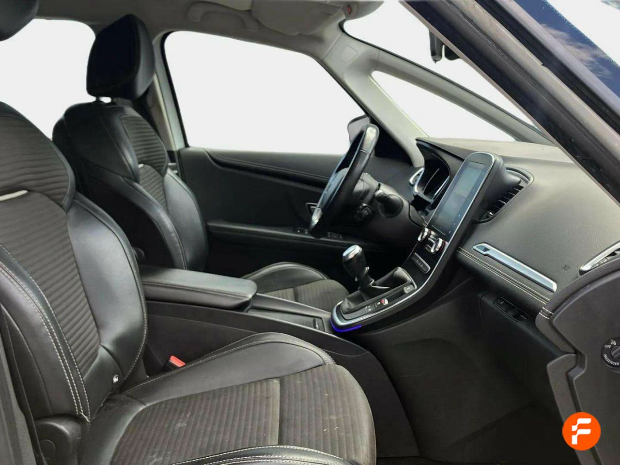 Foto Renault Scénic 16