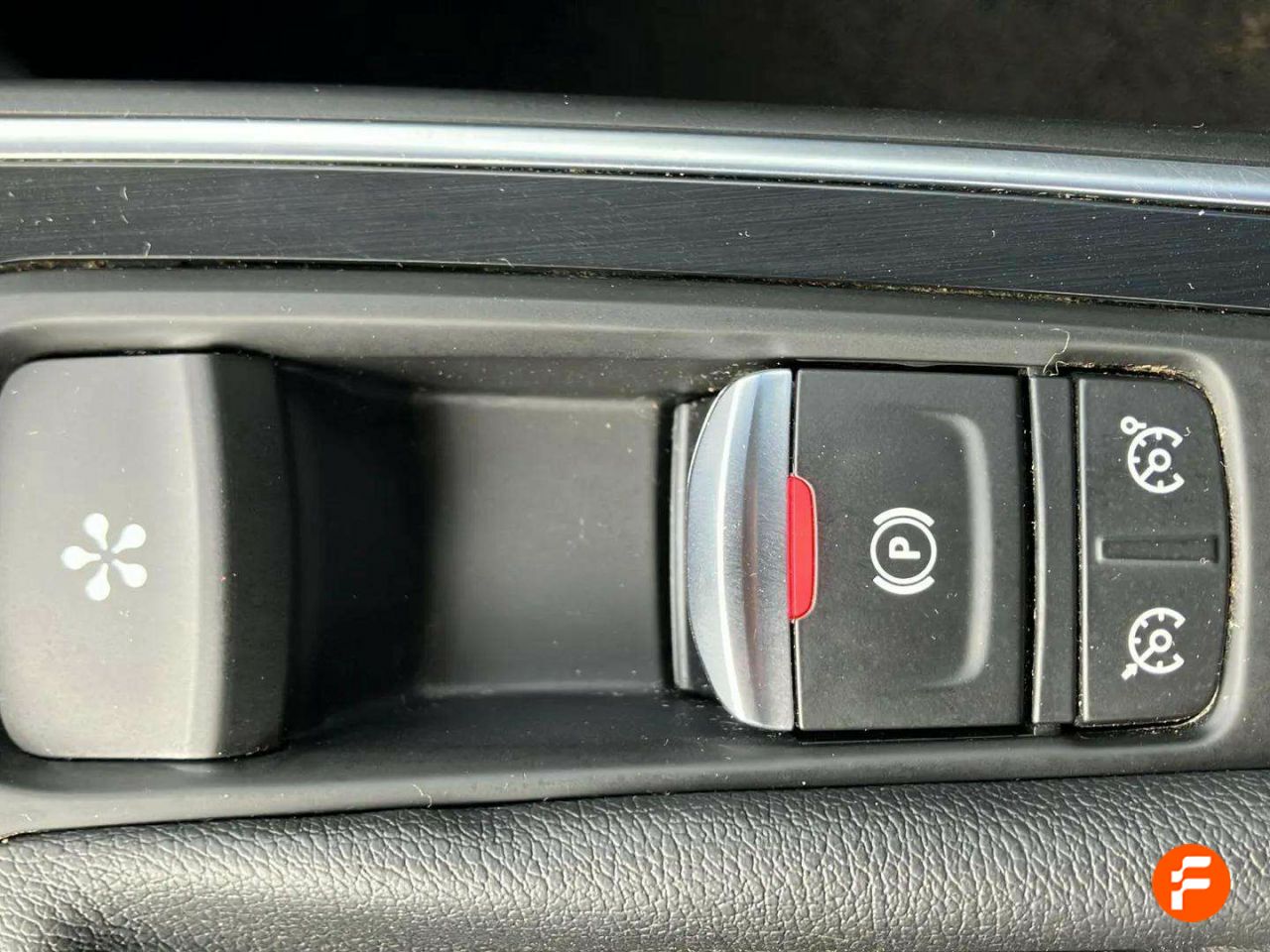 Foto Renault Scénic 24