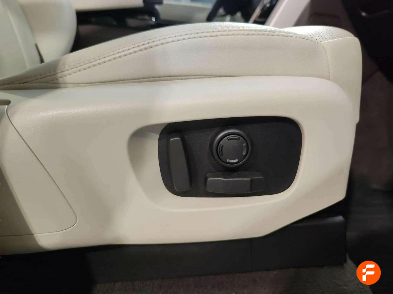 Foto Land-Rover Discovery 18