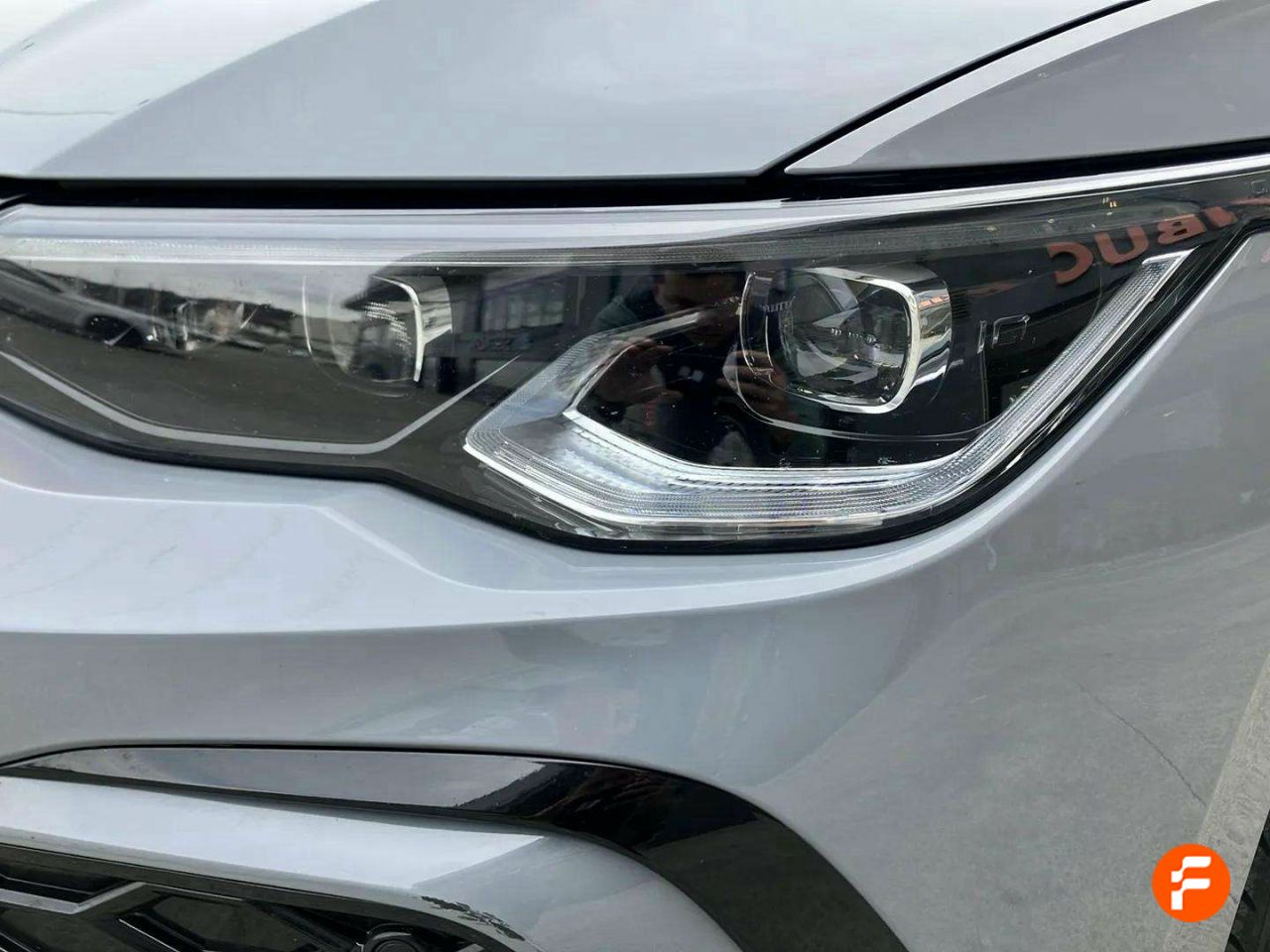 Foto Volkswagen Golf 18