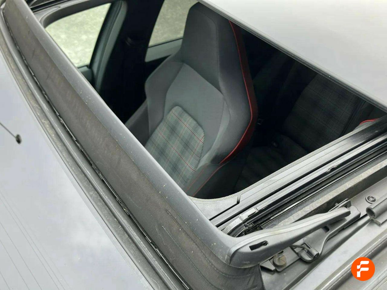 Foto Volkswagen Golf 19