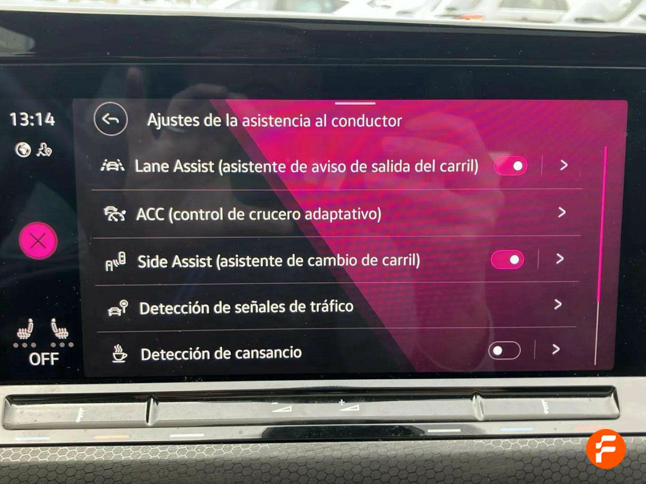 Foto Volkswagen Golf 24