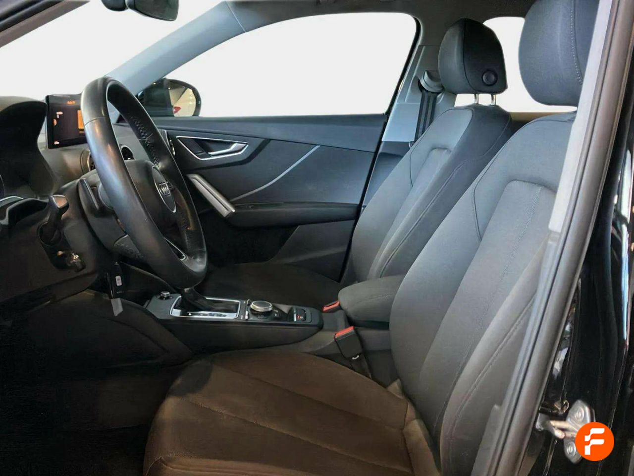 Foto Audi Q2 15