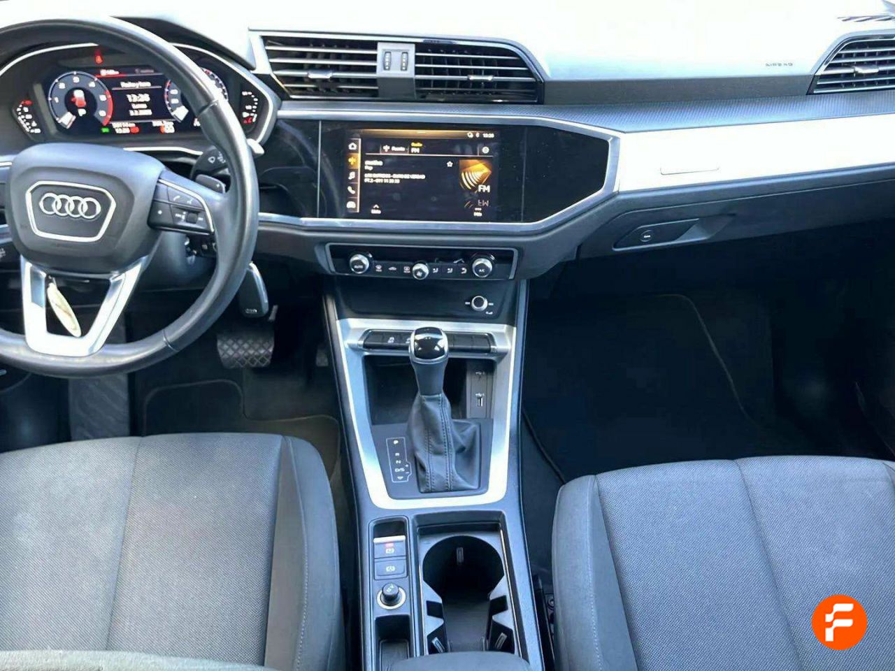 Foto Audi Q3 12