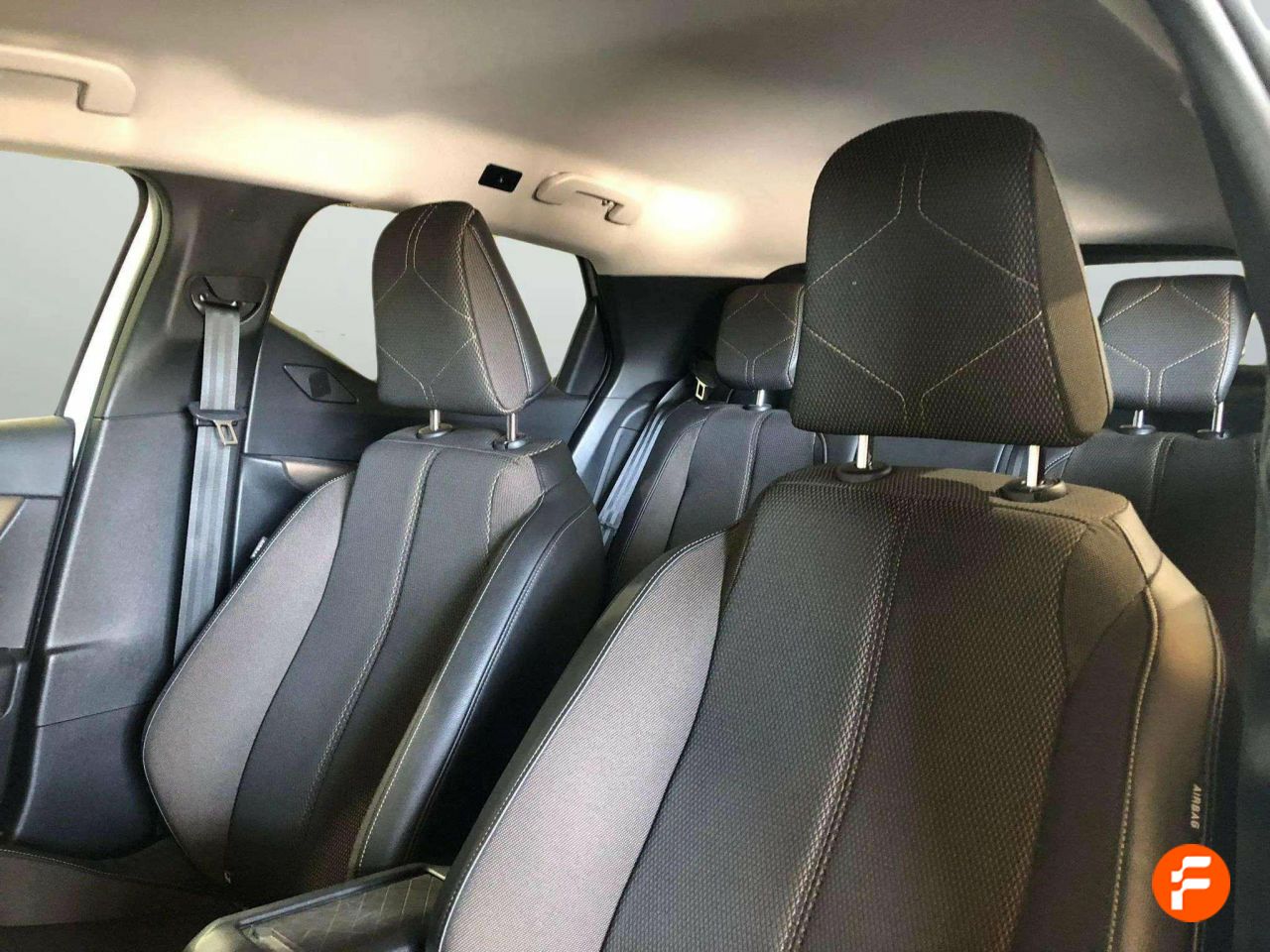 Foto DS Automobiles DS 3 7